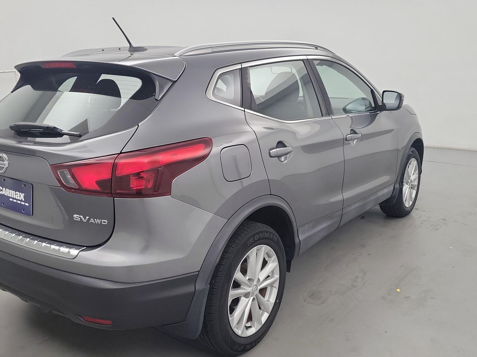 Thumbnail: 2018 Nissan Rogue Sport - 5