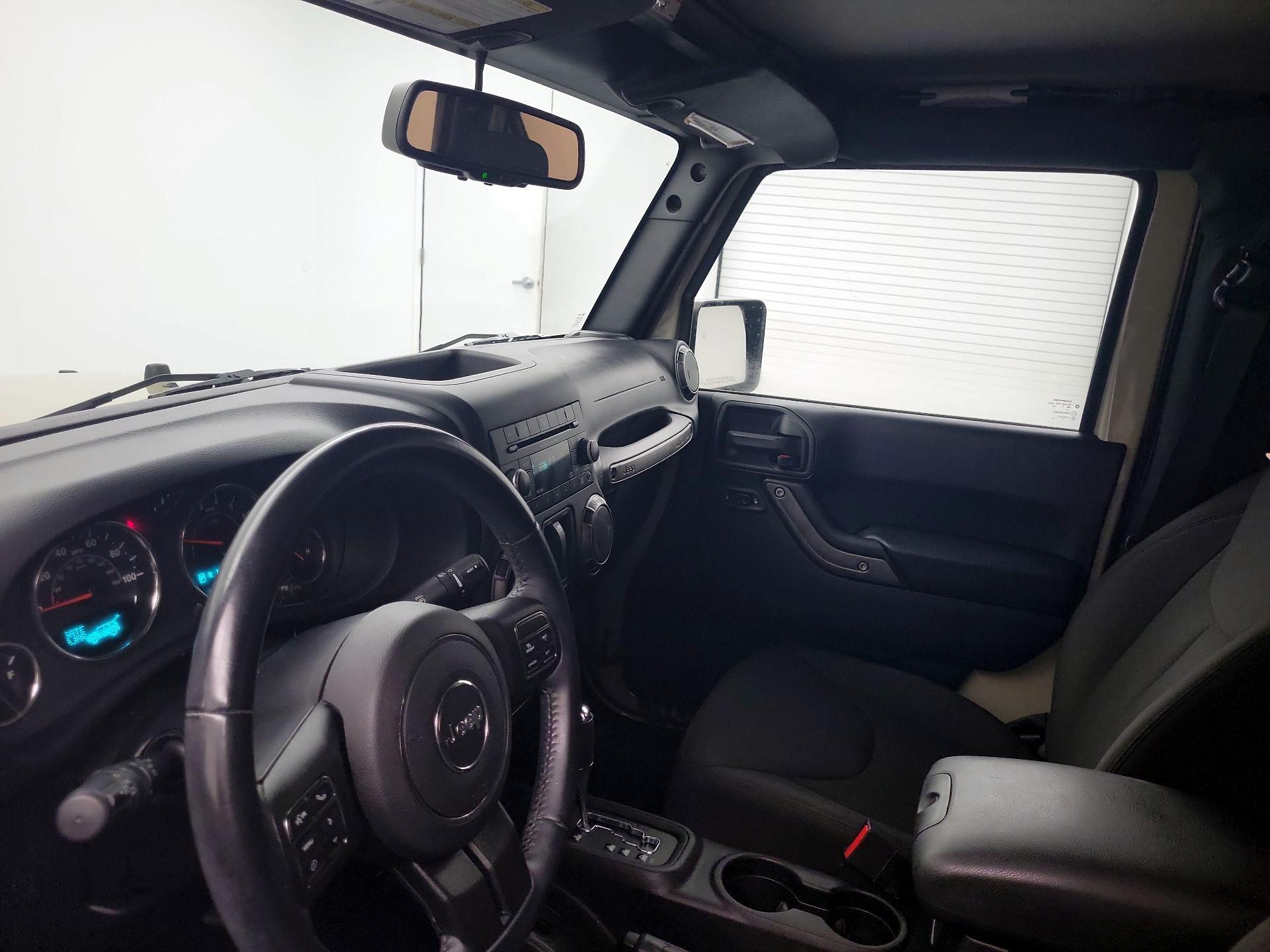 Thumbnail: 2018 Jeep Wrangler - 8