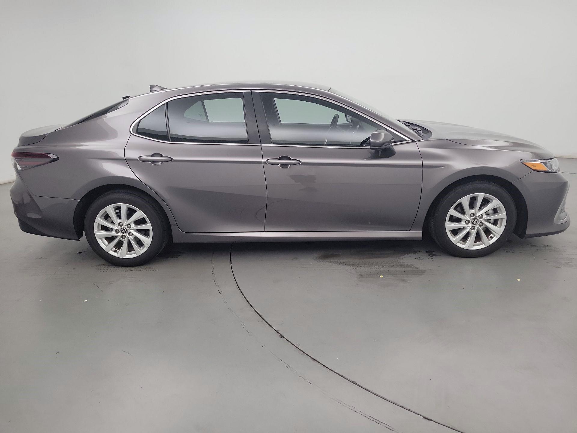 Thumbnail: 2023 Toyota Camry - 4