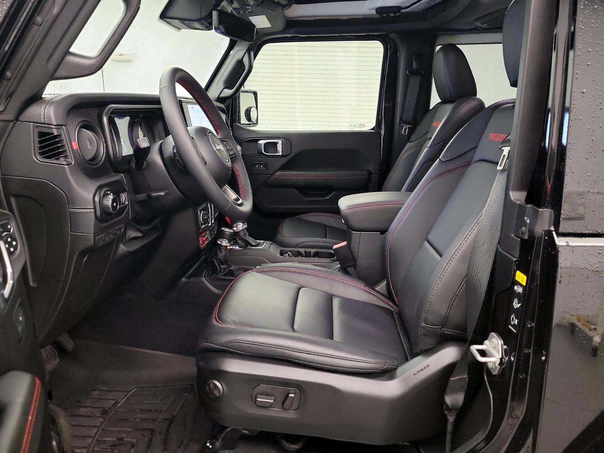 Thumbnail: 2024 Jeep Wrangler - 11
