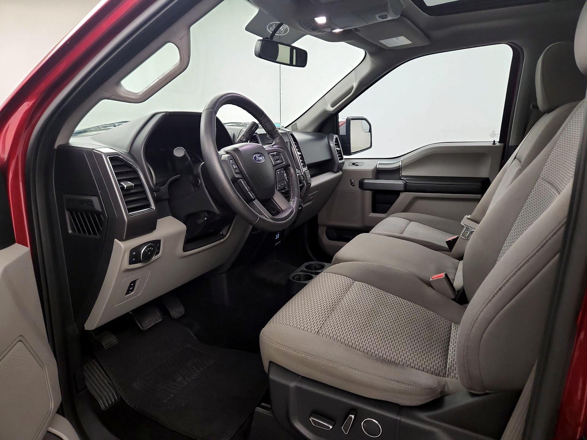 Thumbnail: 2017 Ford F-150 - 11