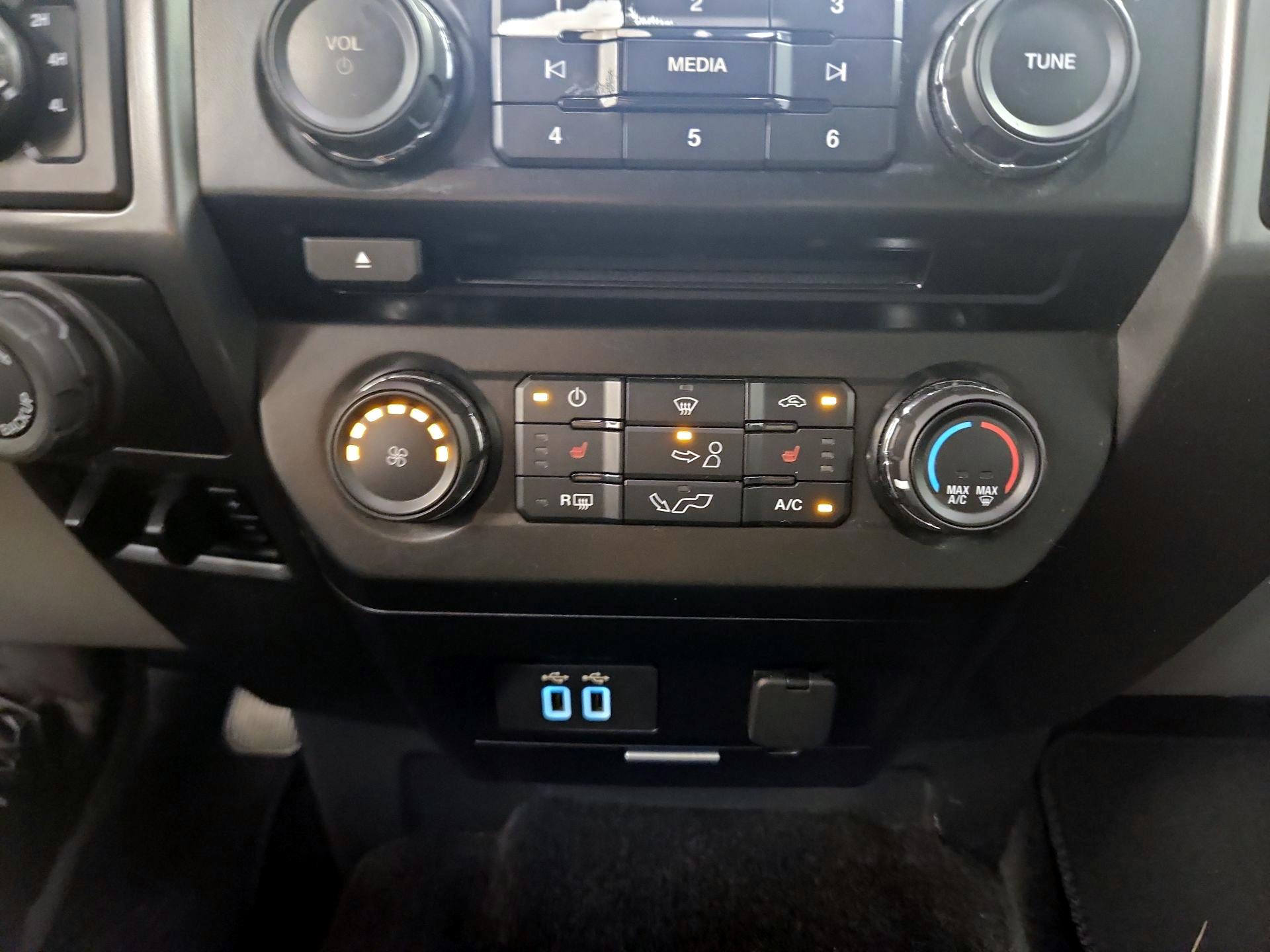 Thumbnail: 2017 Ford F-150 - 16