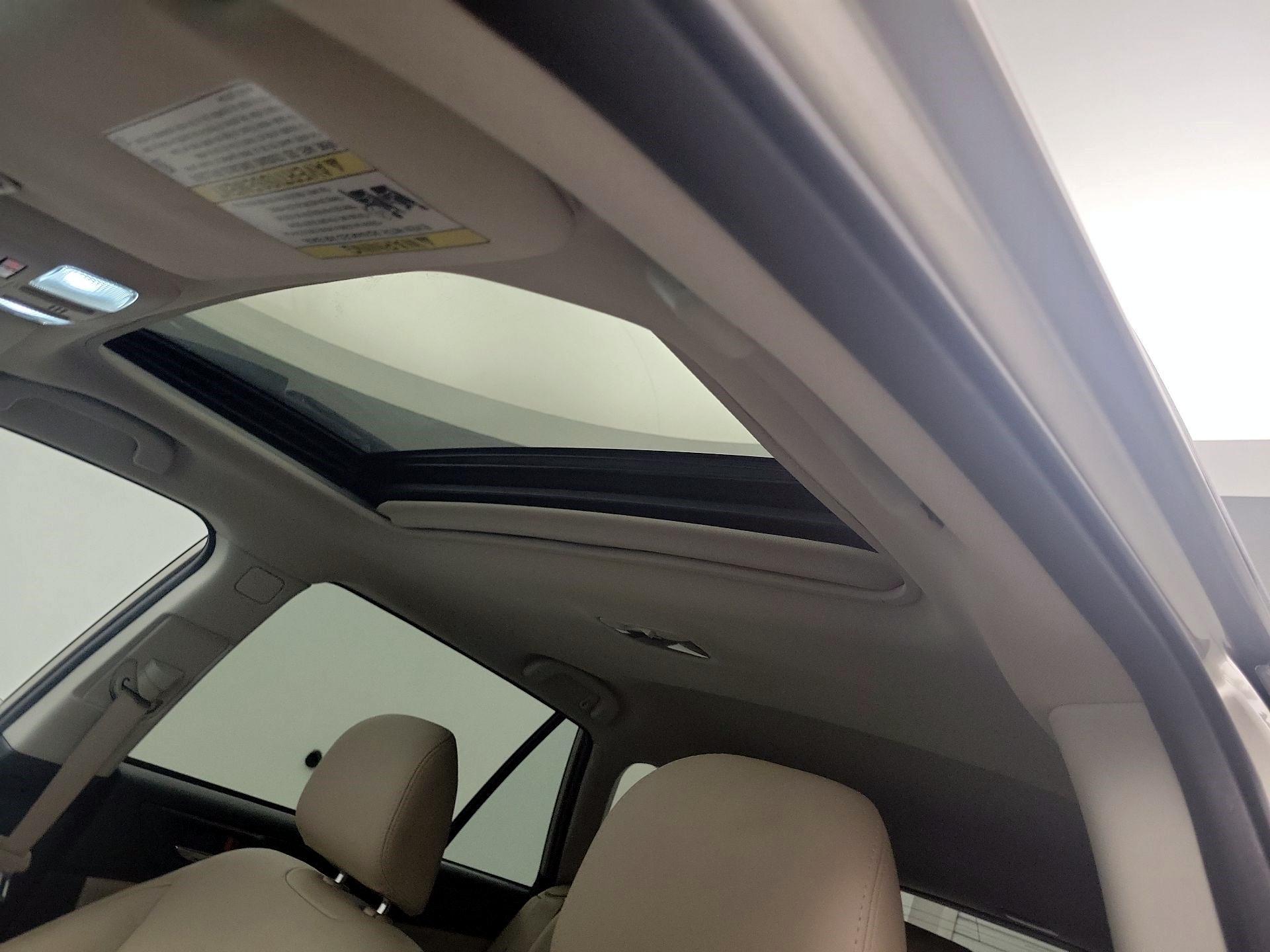 Thumbnail: 2018 Subaru Outback - 18