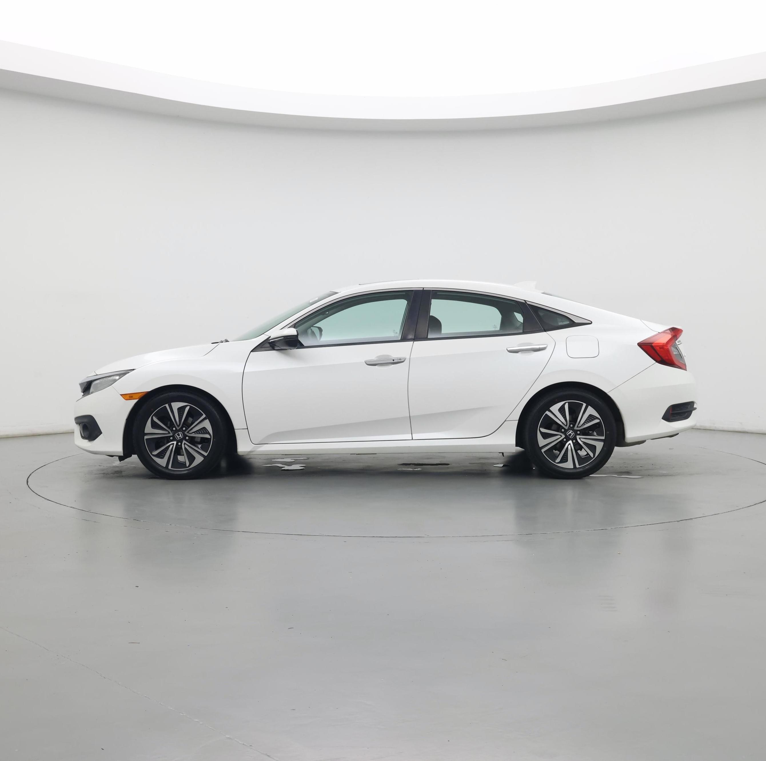 Thumbnail: 2016 Honda Civic - 3