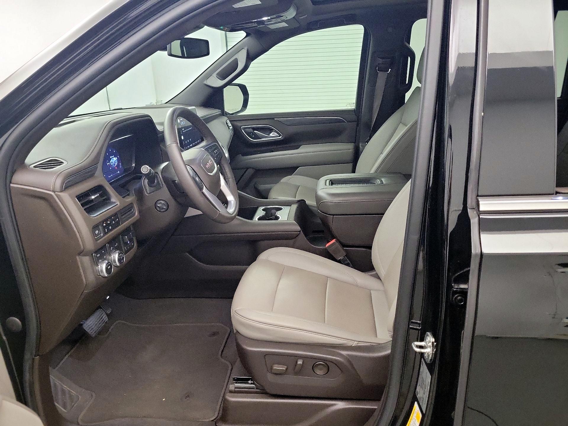 Thumbnail: 2022 GMC Yukon XL - 9
