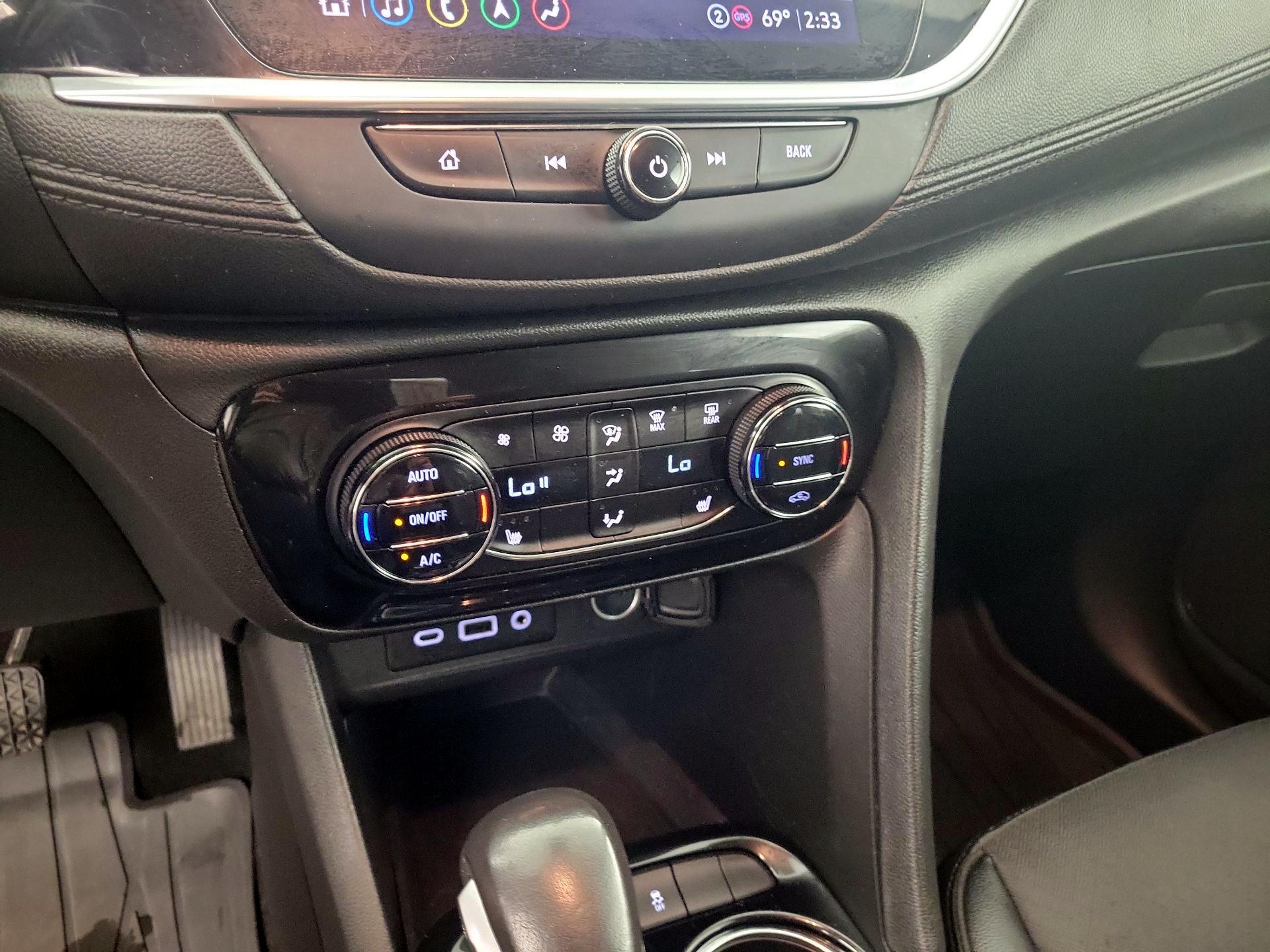 Thumbnail: 2021 Buick Encore GX - 17