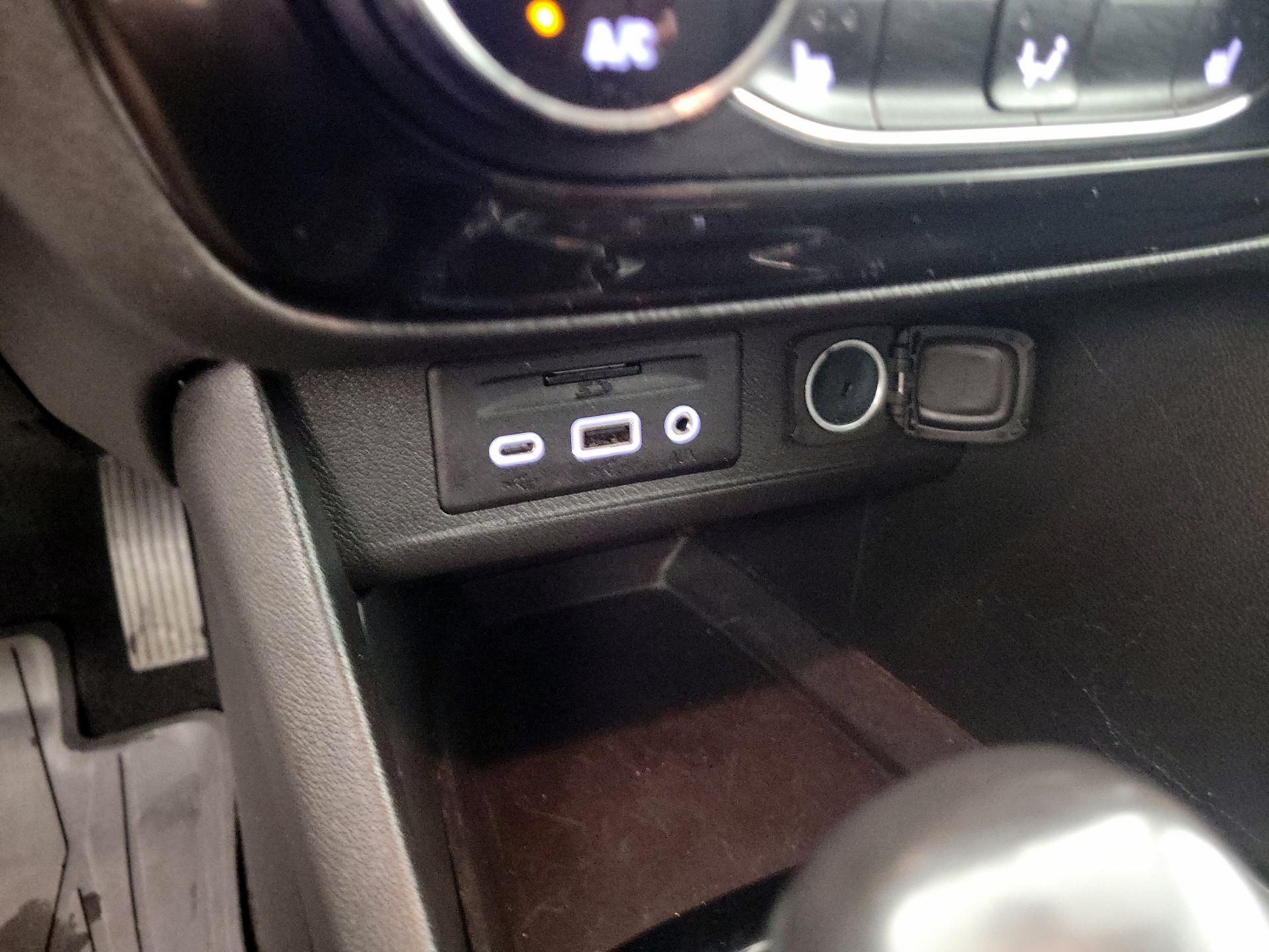 Thumbnail: 2021 Buick Encore GX - 19