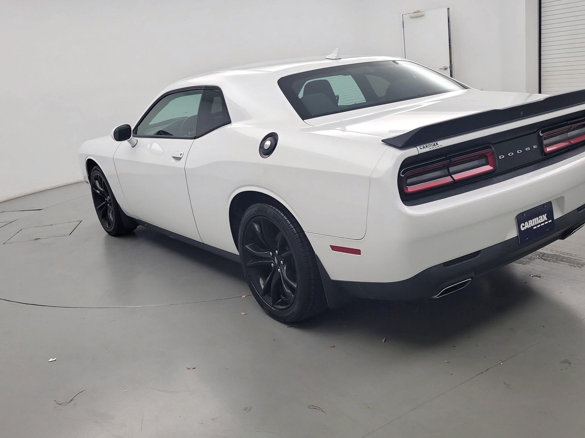 Thumbnail: 2018 Dodge Challenger - 7