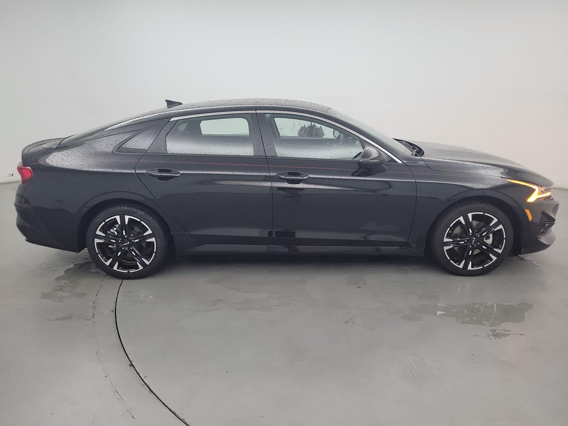 Thumbnail: 2024 Kia K5 - 4