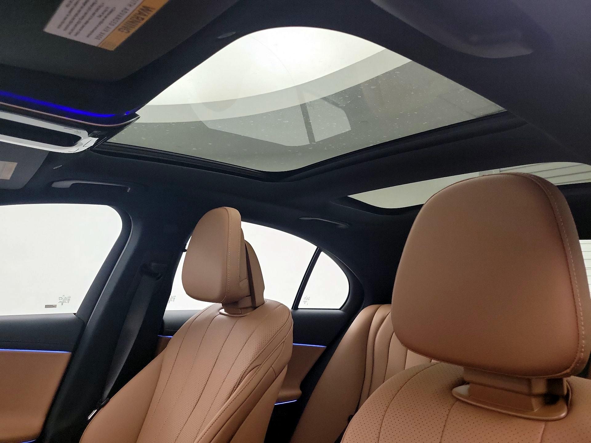 Thumbnail: 2024 Mercedes-Benz E-Class - 18