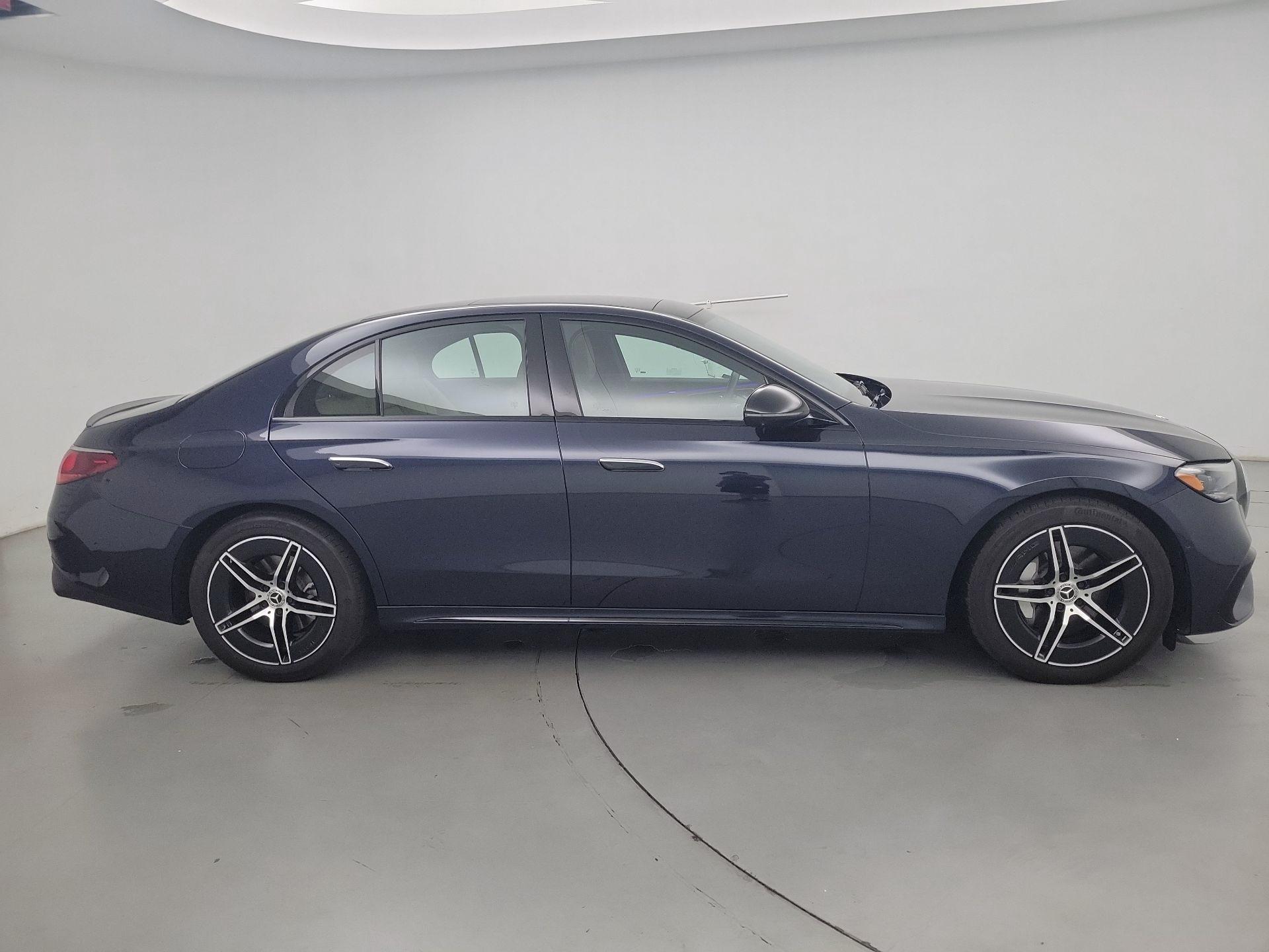 Thumbnail: 2024 Mercedes-Benz E-Class - 4
