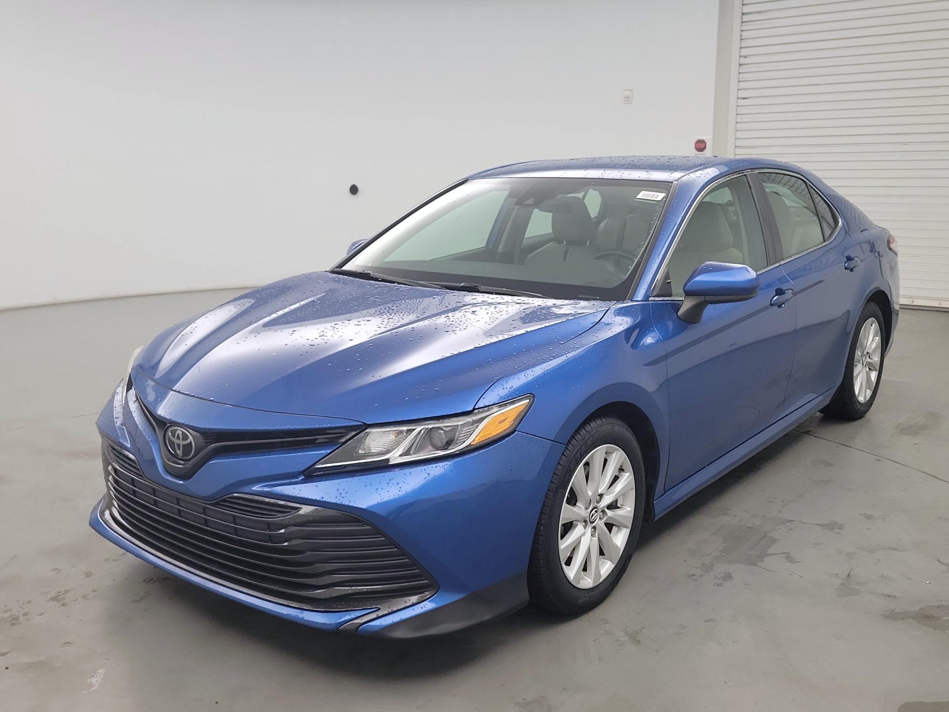 Thumbnail: 2019 Toyota Camry - 3