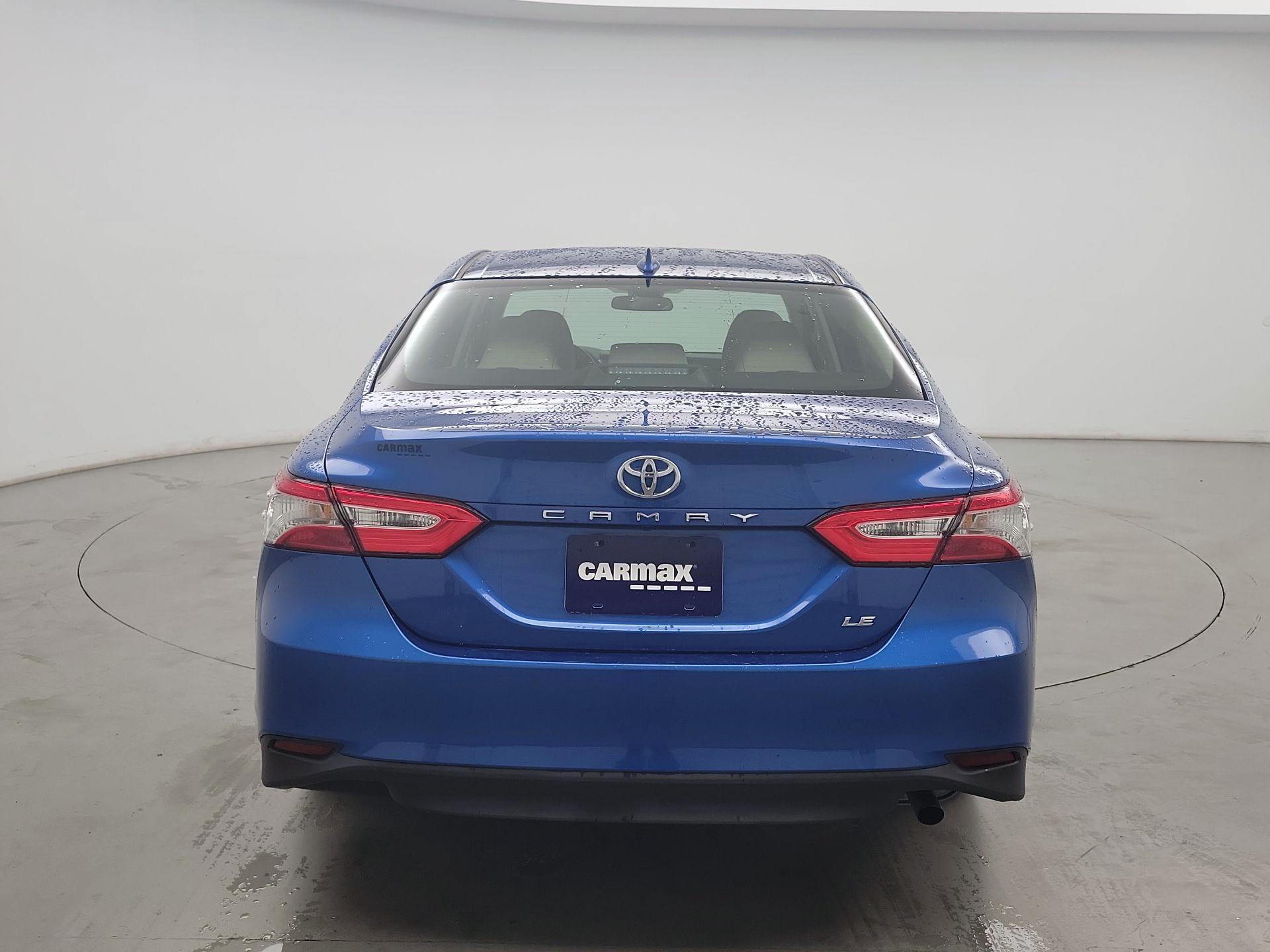 Thumbnail: 2019 Toyota Camry - 6