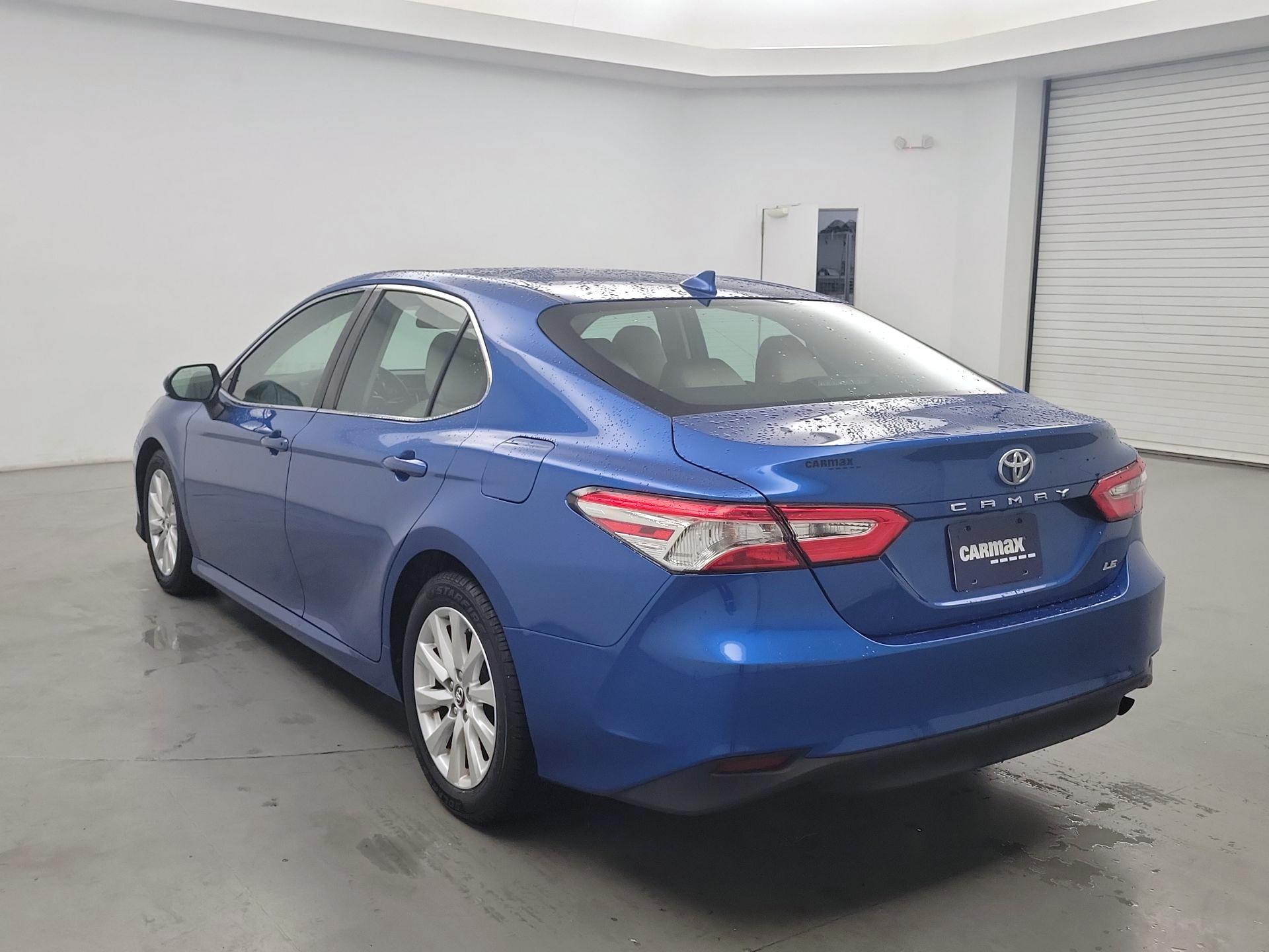 Thumbnail: 2019 Toyota Camry - 7