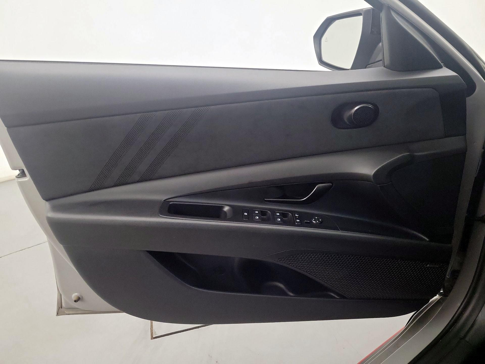 Thumbnail: 2024 Hyundai Elantra - 12