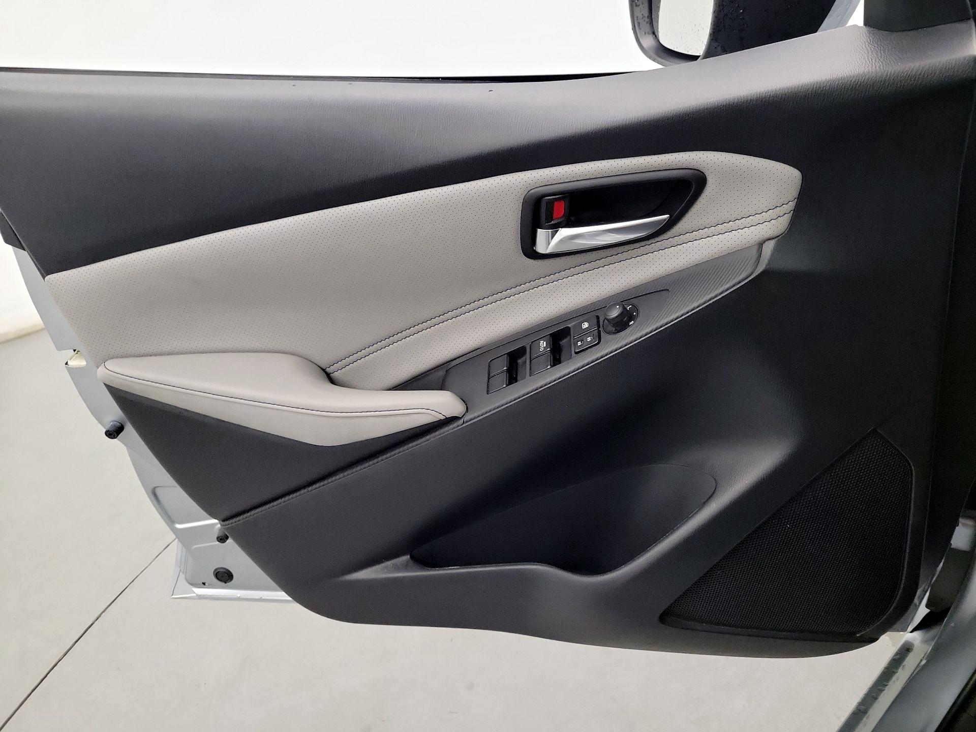 Thumbnail: 2019 Toyota Yaris - 10