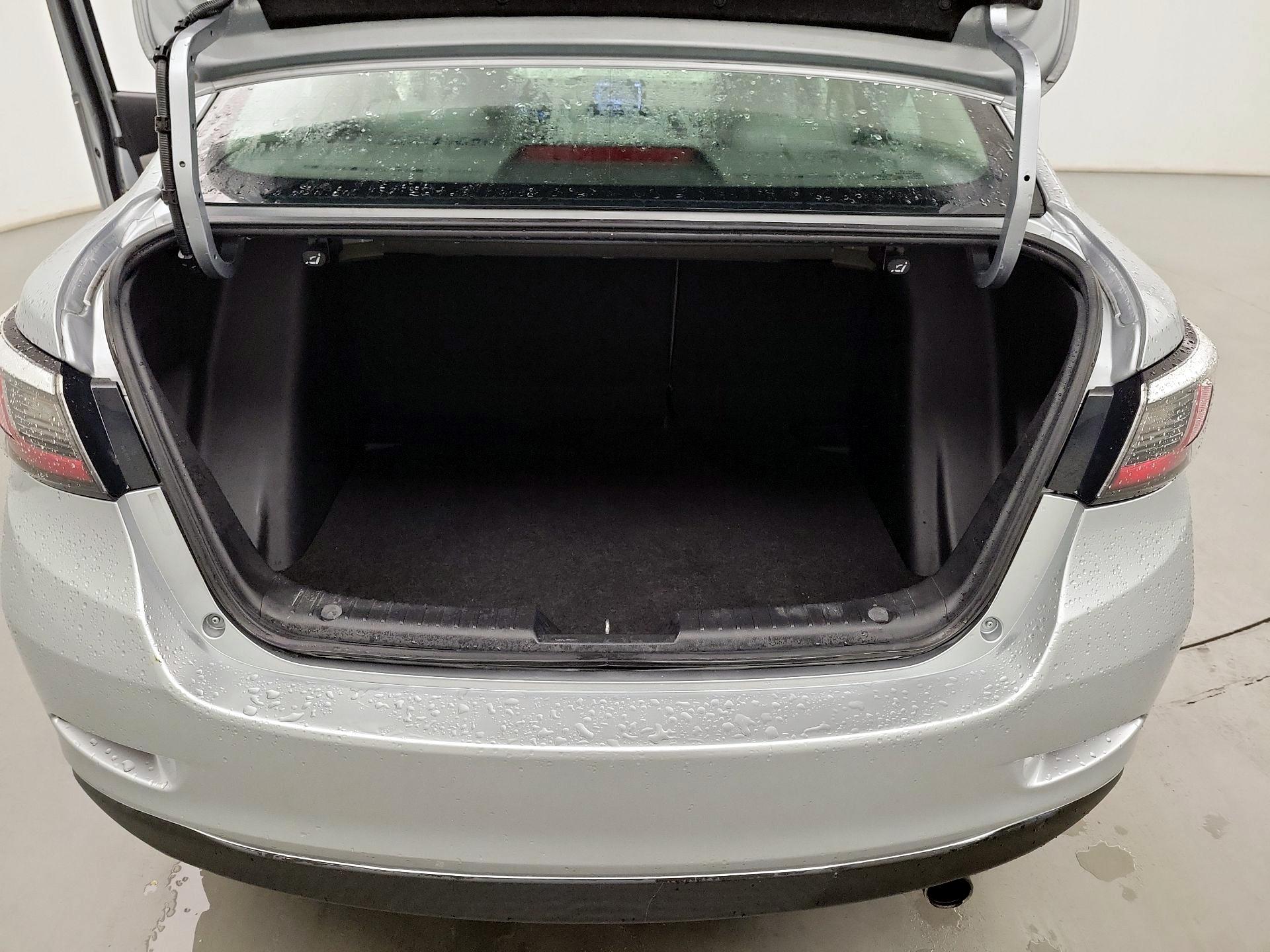 Thumbnail: 2019 Toyota Yaris - 18
