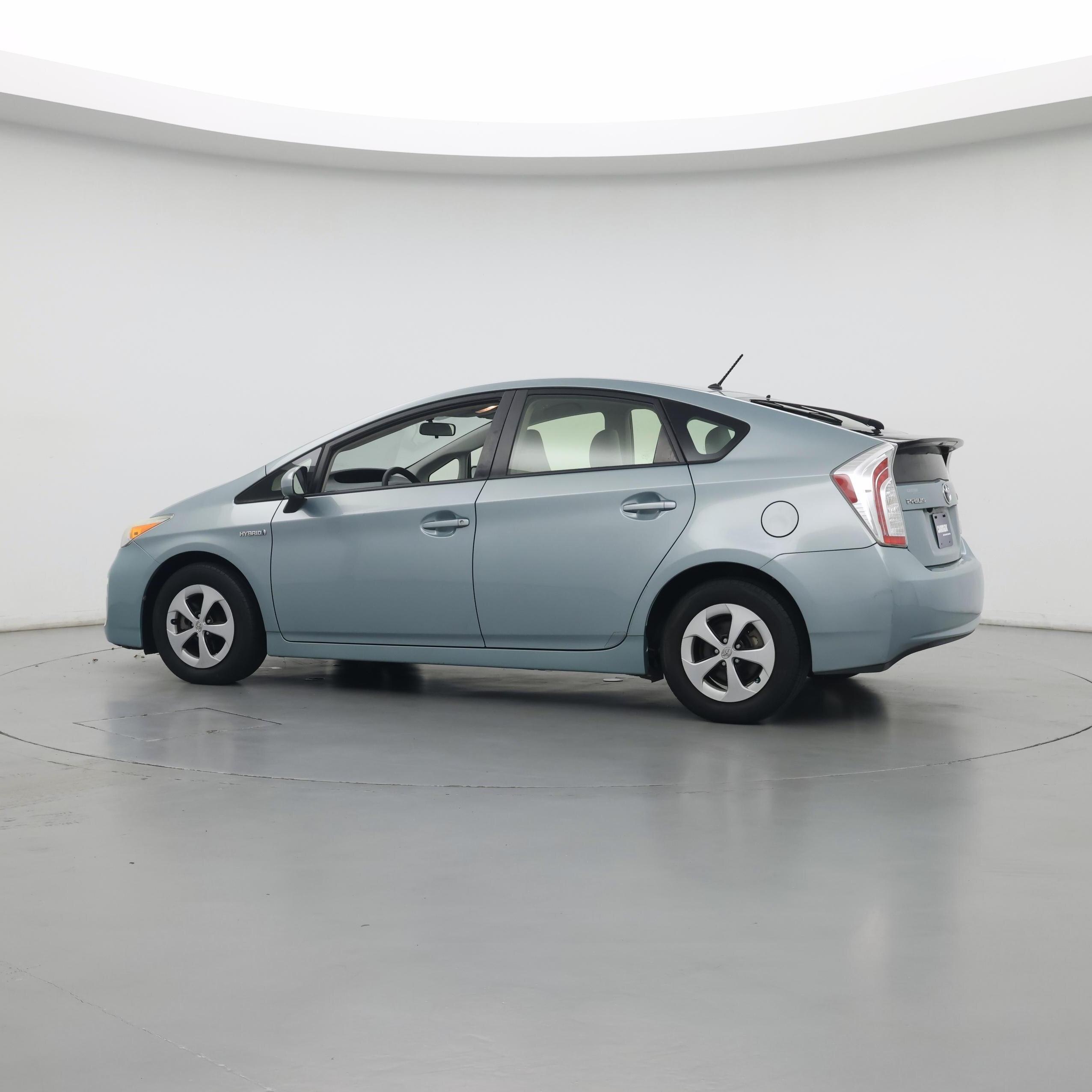 Thumbnail: 2014 Toyota Prius - 2