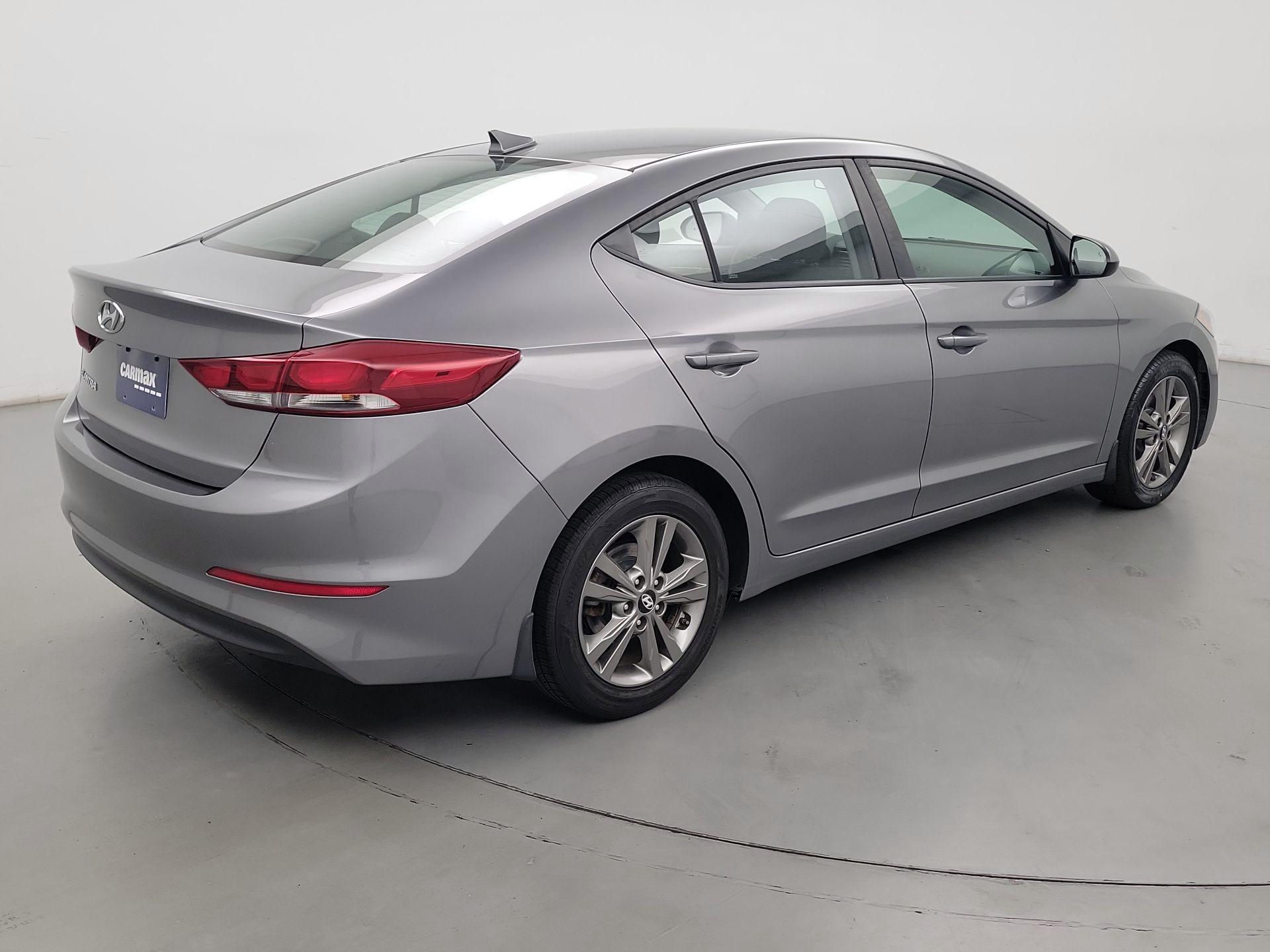 Thumbnail: 2018 Hyundai Elantra - 5