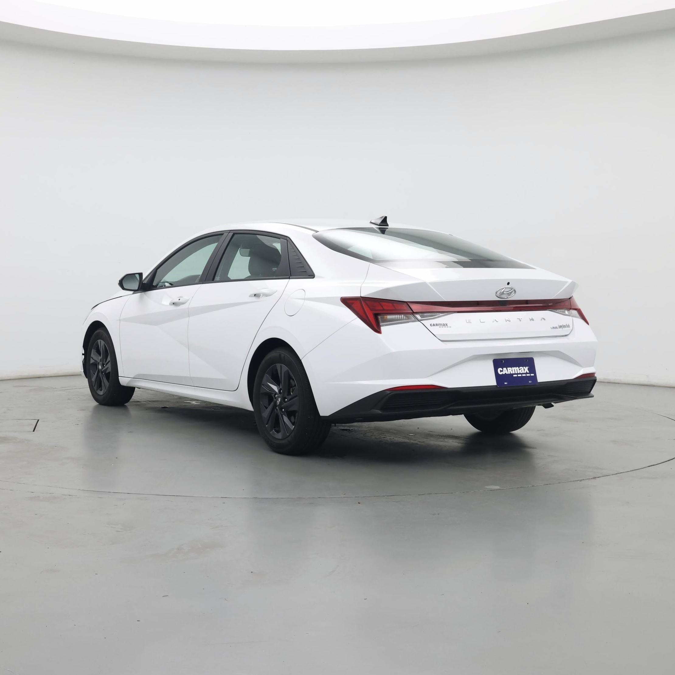 Thumbnail: 2022 Hyundai Elantra - 5