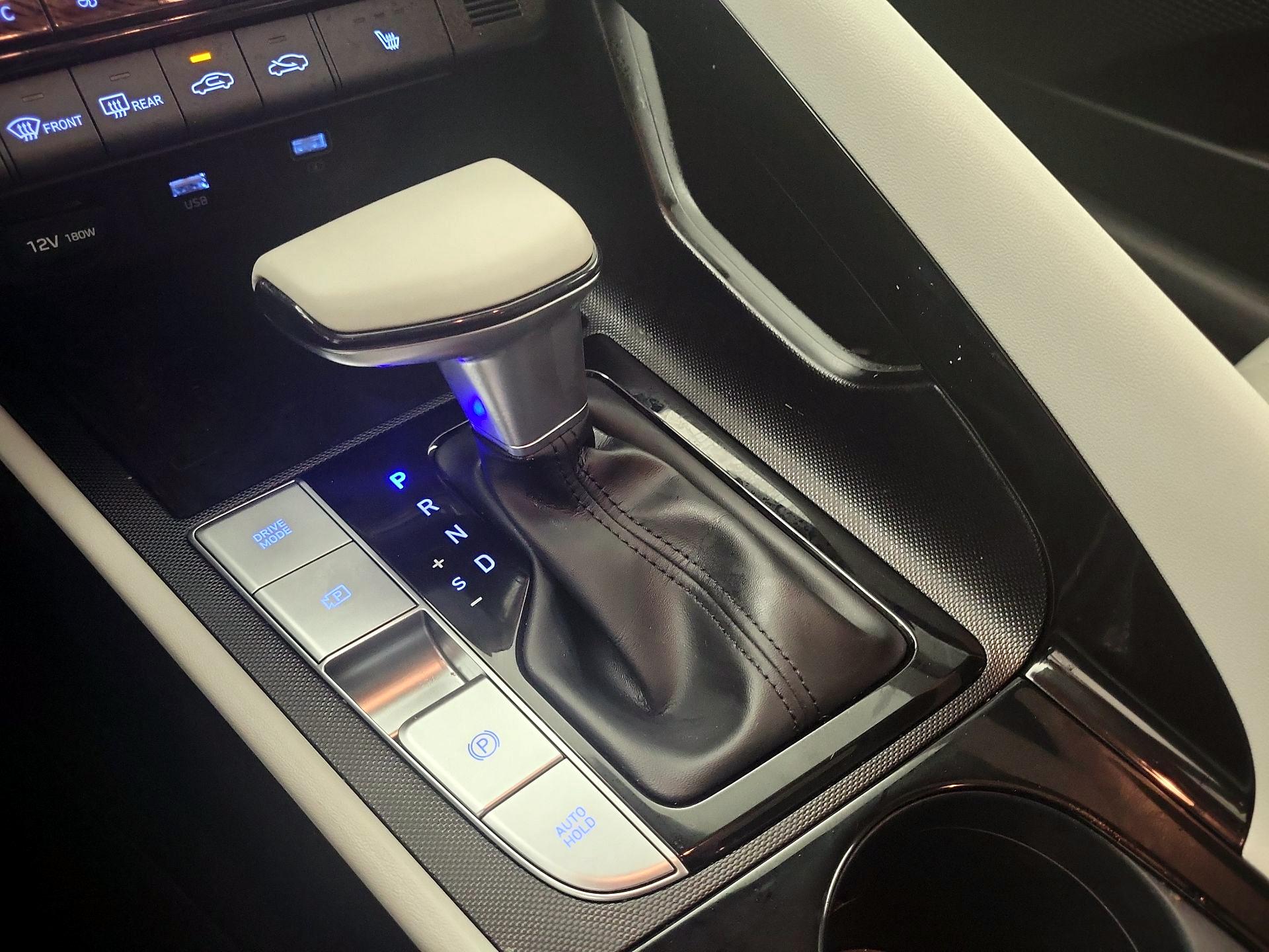 Thumbnail: 2023 Hyundai Elantra - 18