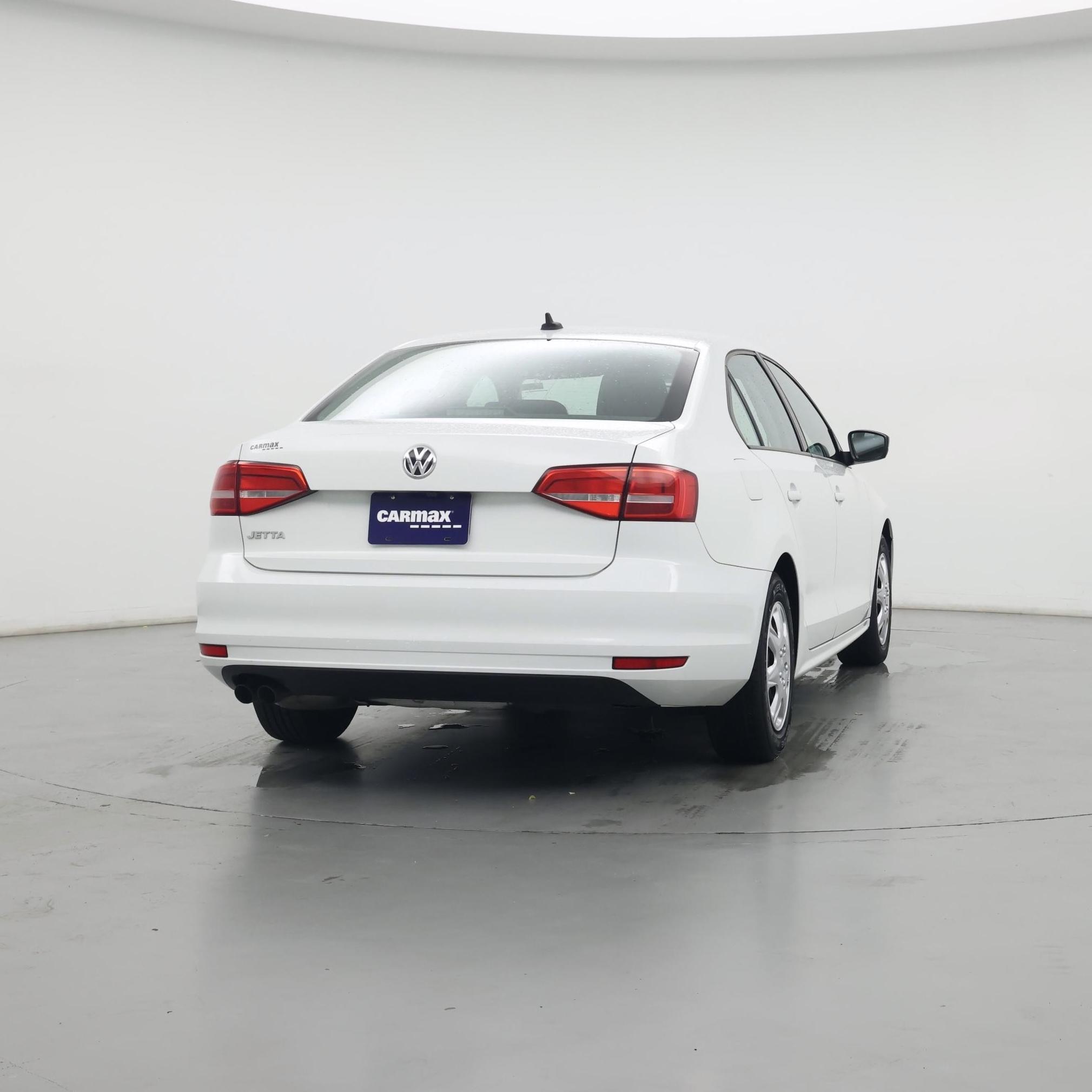 Thumbnail: 2015 Volkswagen Jetta - 2