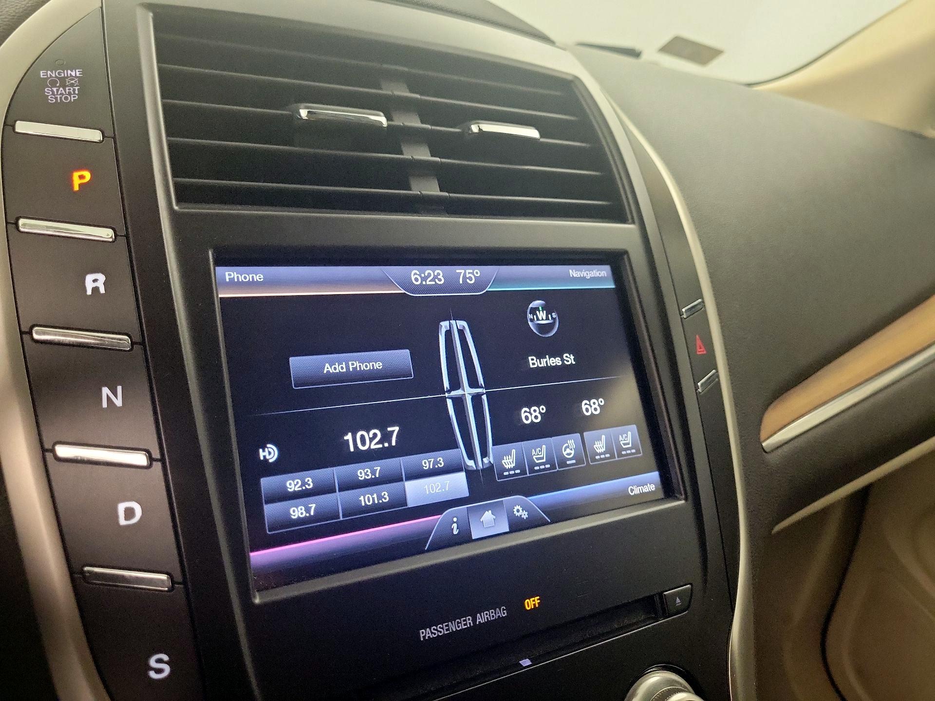 Thumbnail: 2015 Lincoln MKC - 15