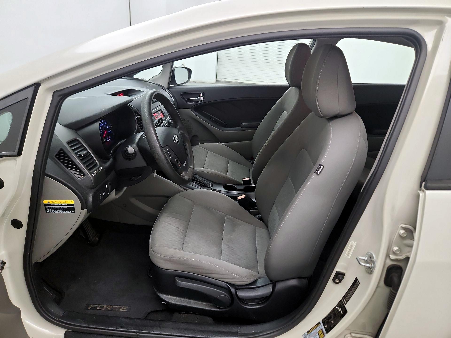 Thumbnail: 2014 Kia Forte - 11
