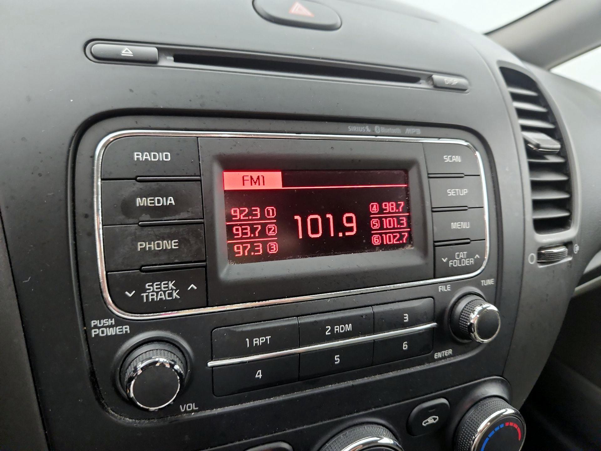 Thumbnail: 2014 Kia Forte - 14