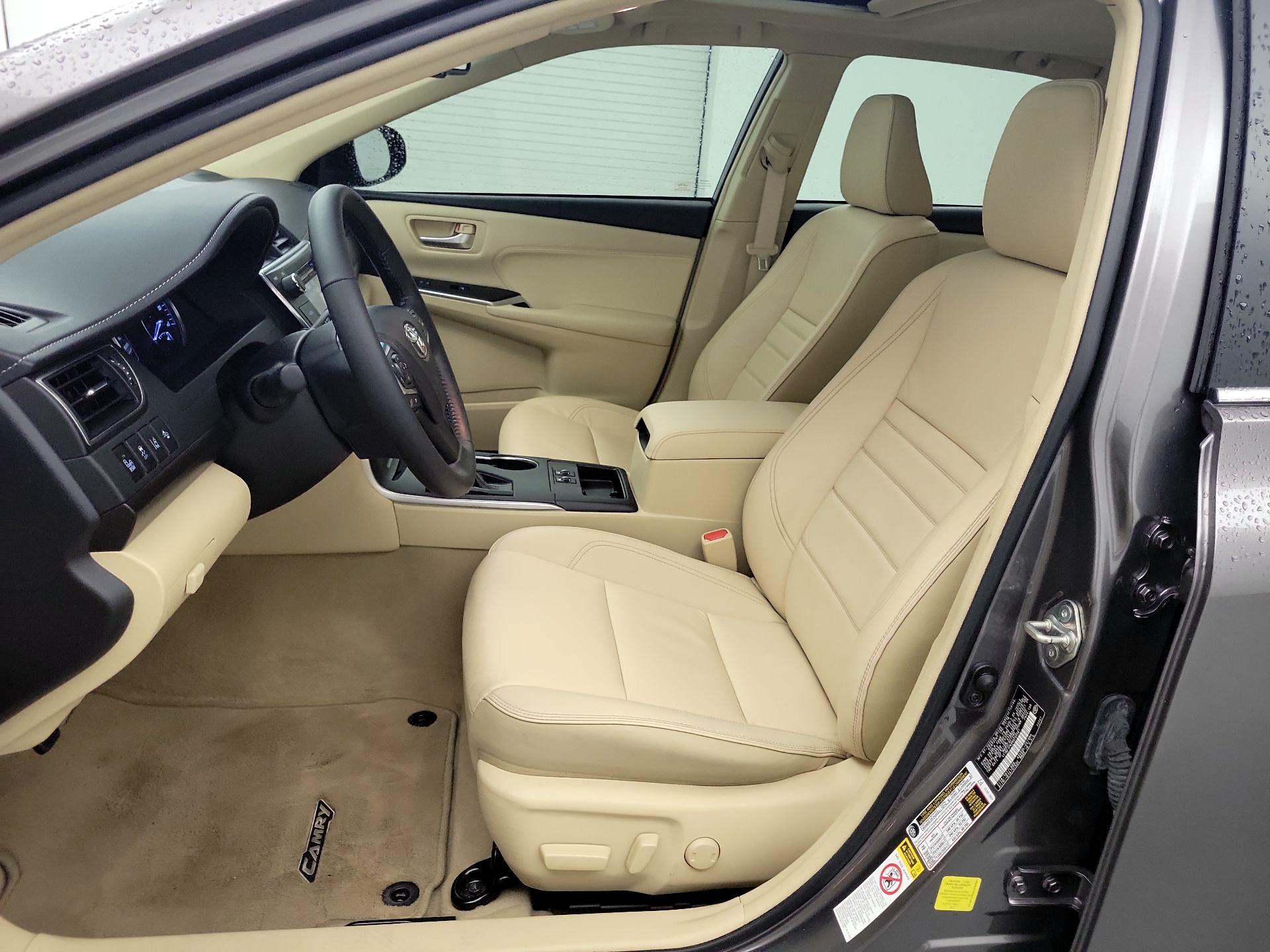 Thumbnail: 2017 Toyota Camry - 11