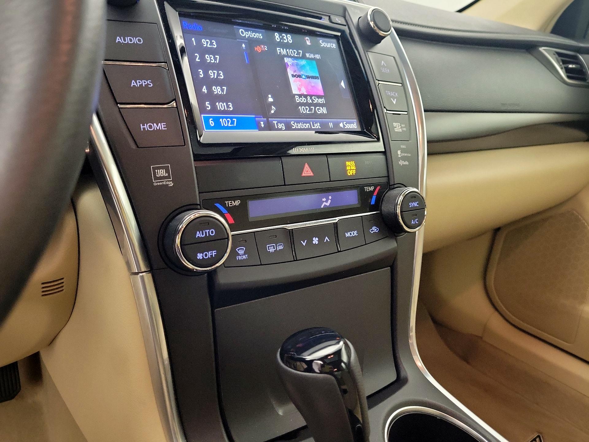 Thumbnail: 2017 Toyota Camry - 16