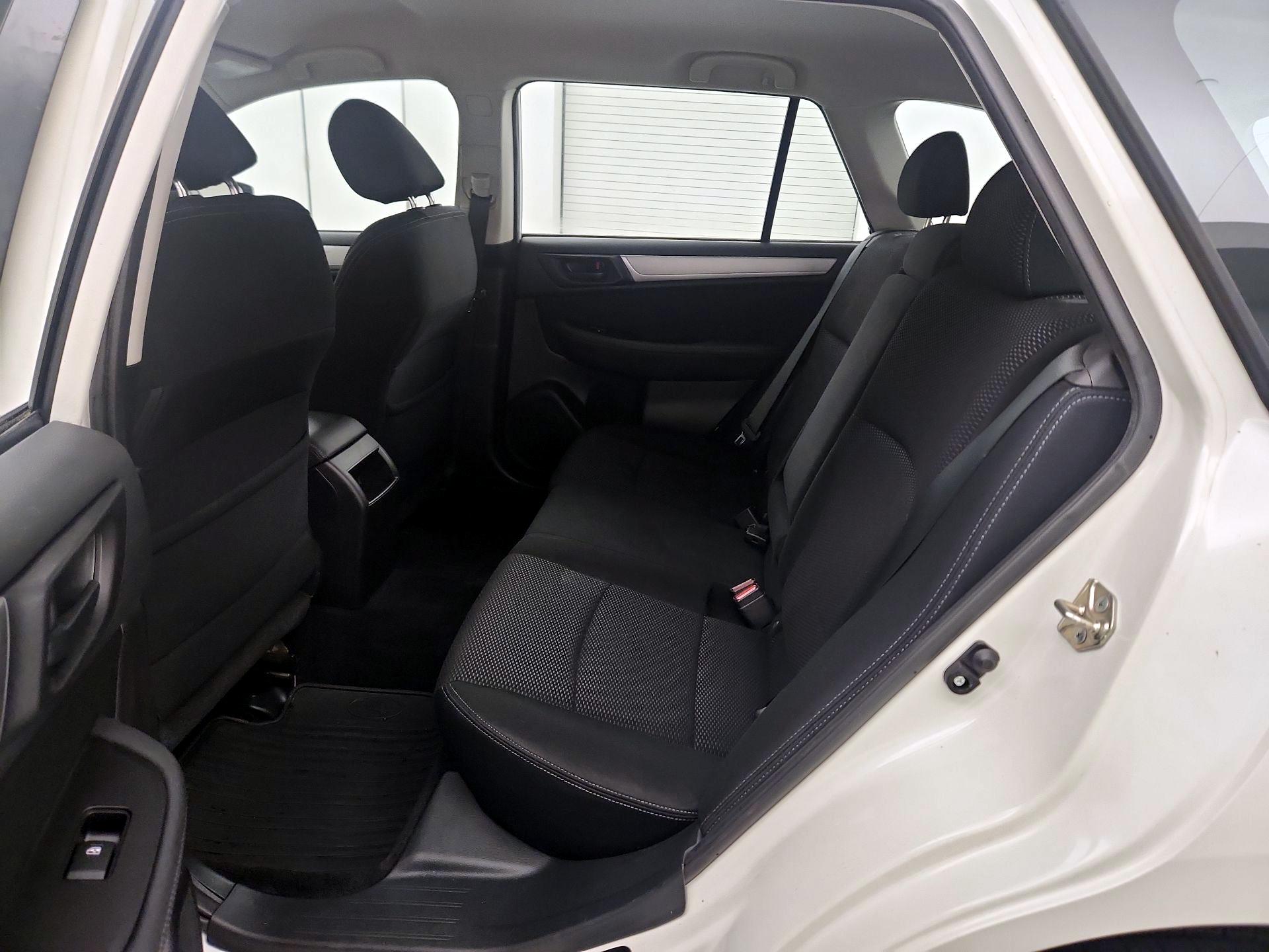 Thumbnail: 2015 Subaru Outback - 19