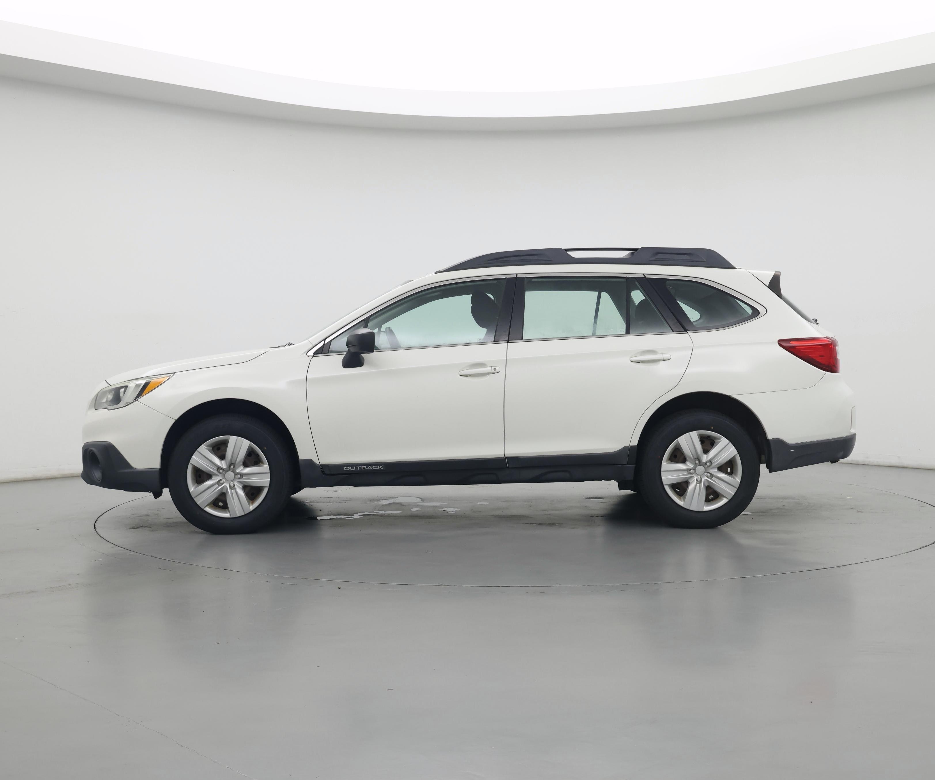 Thumbnail: 2015 Subaru Outback - 3