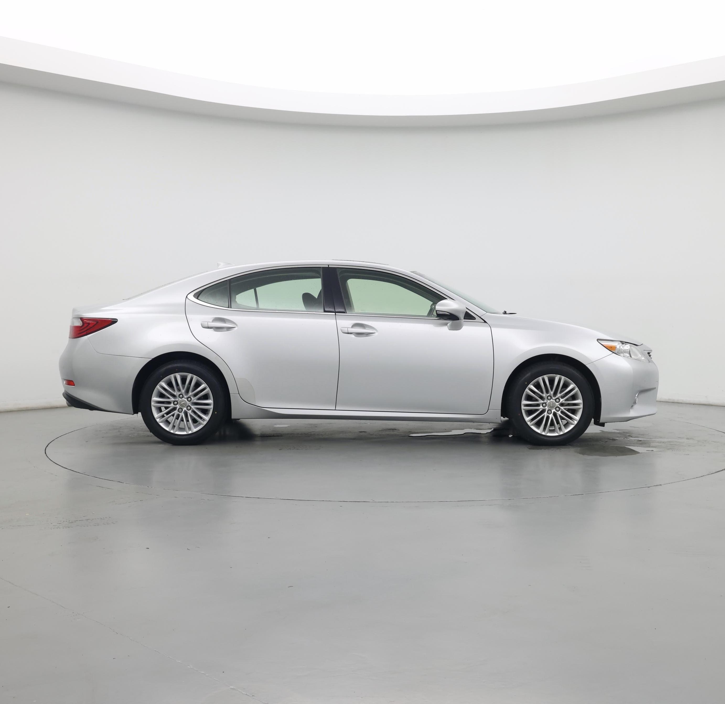 Thumbnail: 2015 Lexus ES - 7