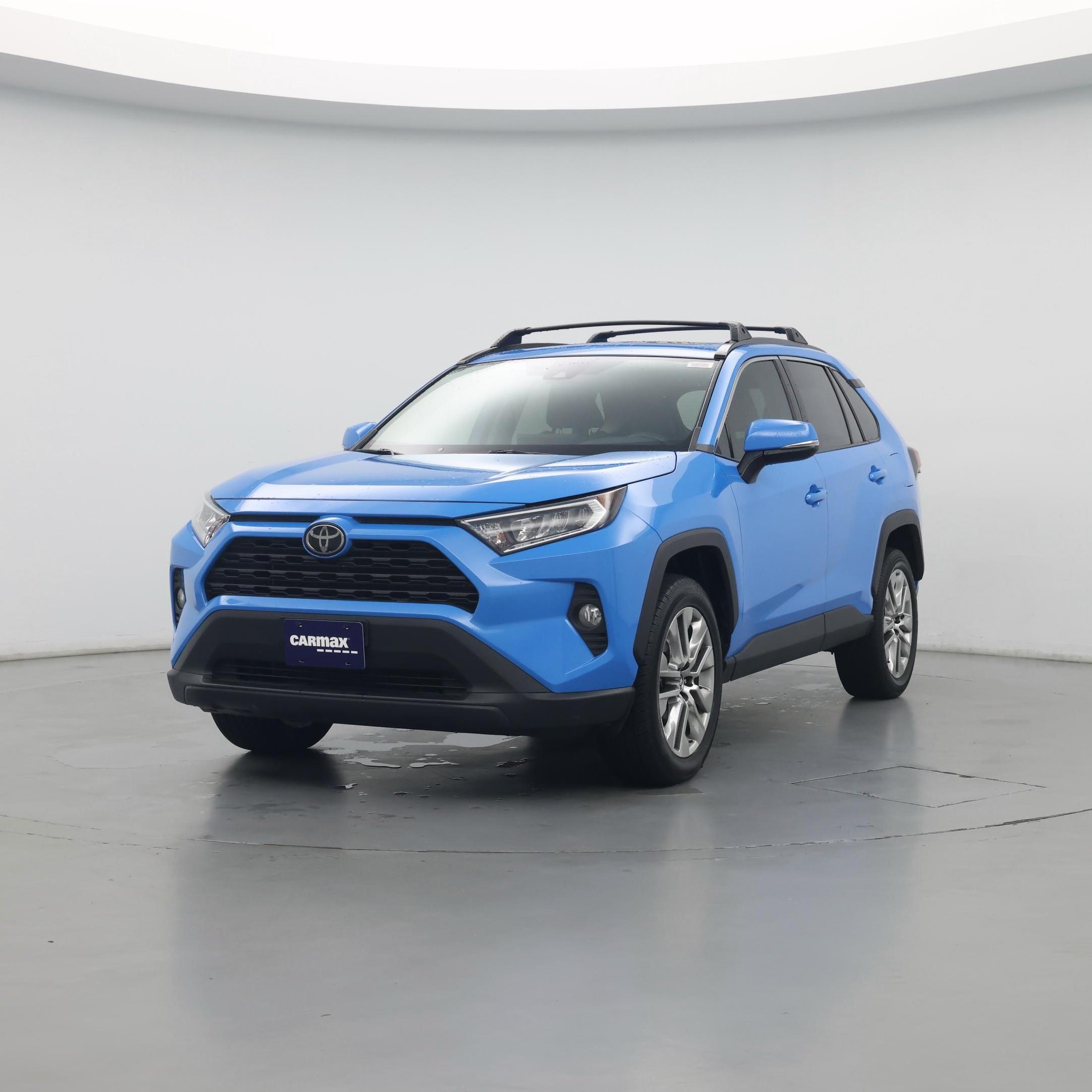 Thumbnail: 2019 Toyota RAV4 - 4
