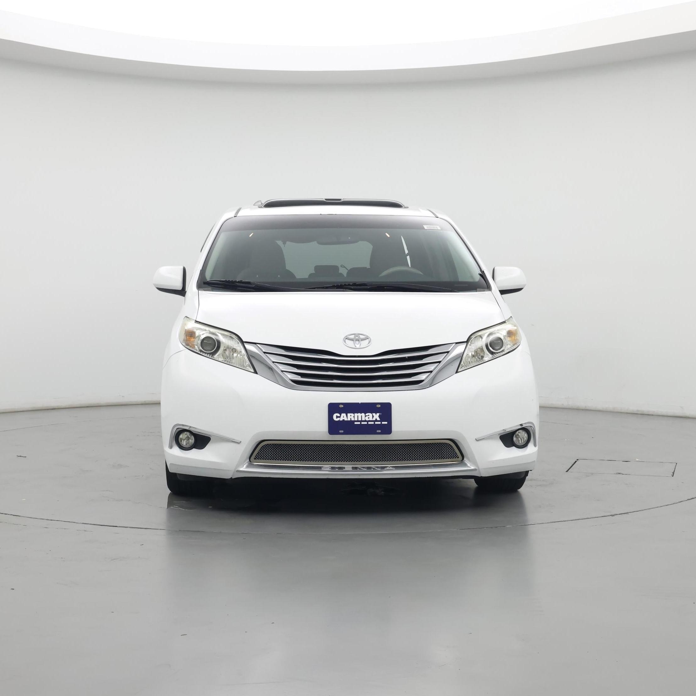 Thumbnail: 2014 Toyota Sienna - 5