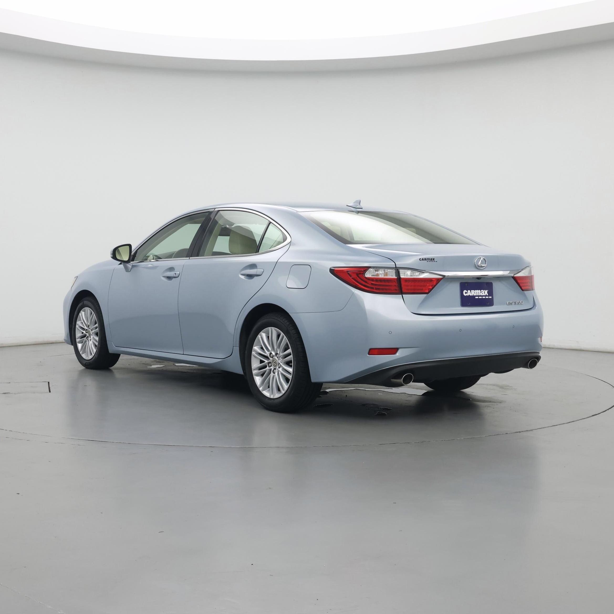 Thumbnail: 2014 Lexus ES - 2