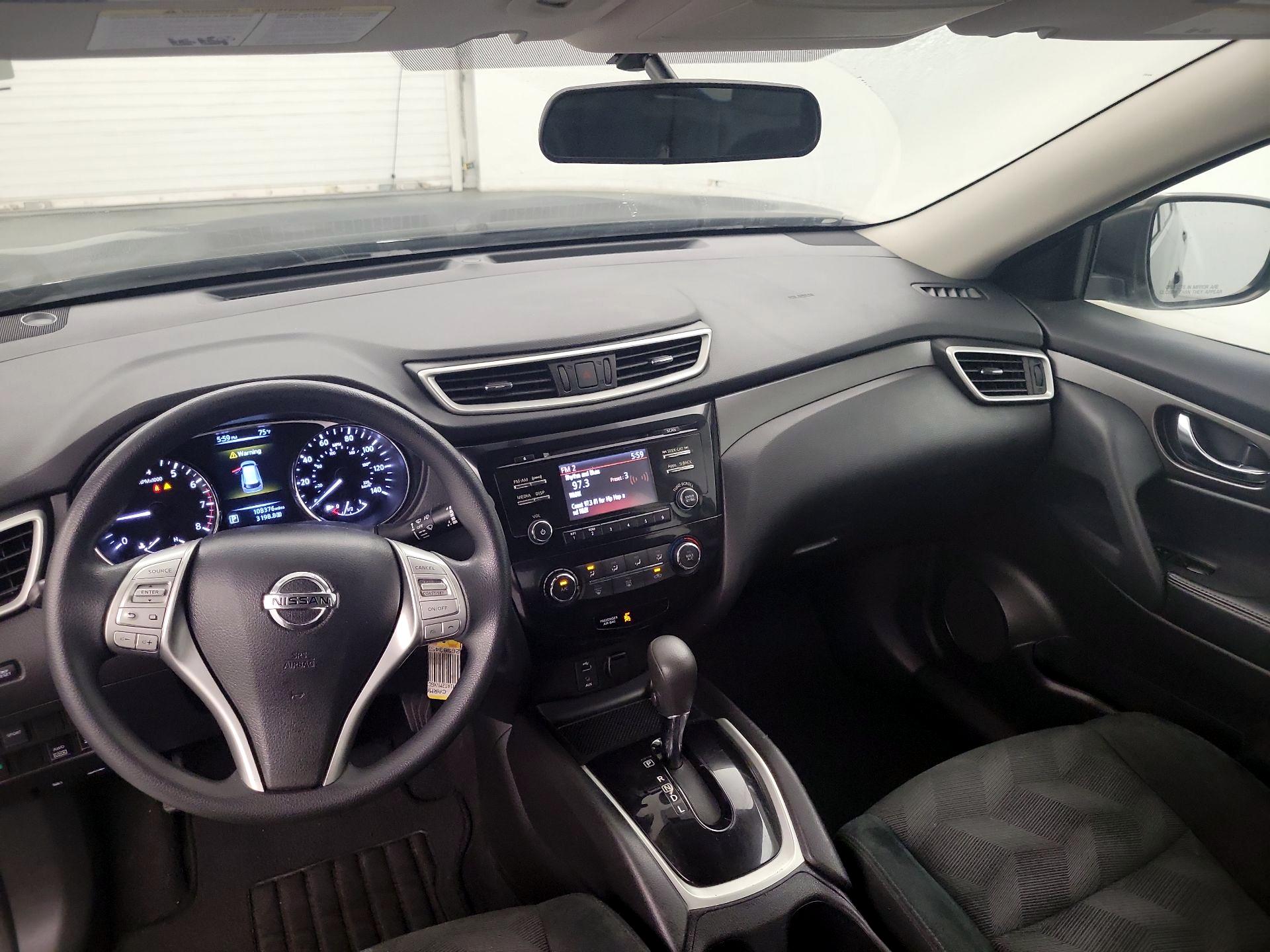 Thumbnail: 2016 Nissan Rogue - 9