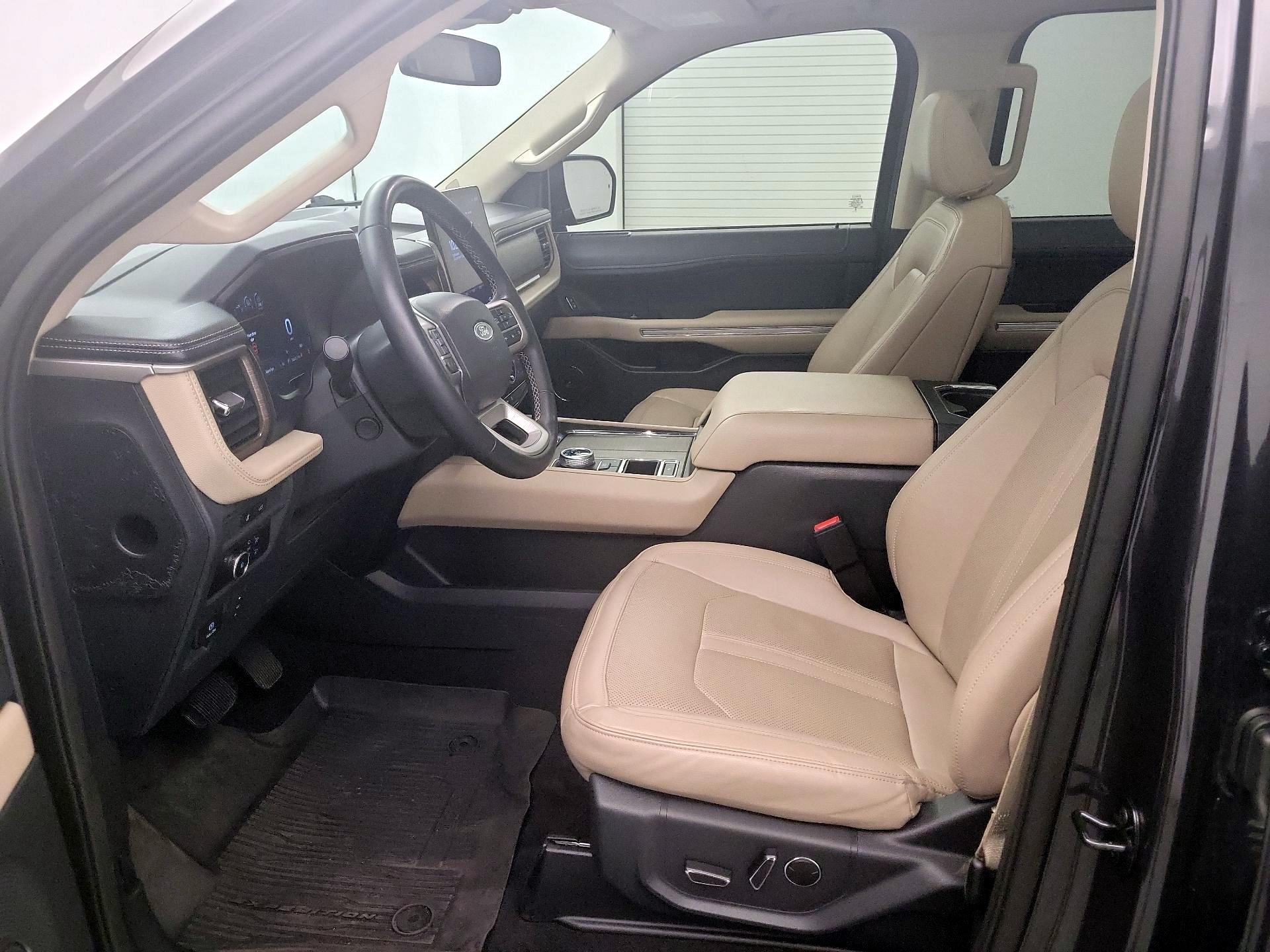 Thumbnail: 2023 Ford Expedition - 11