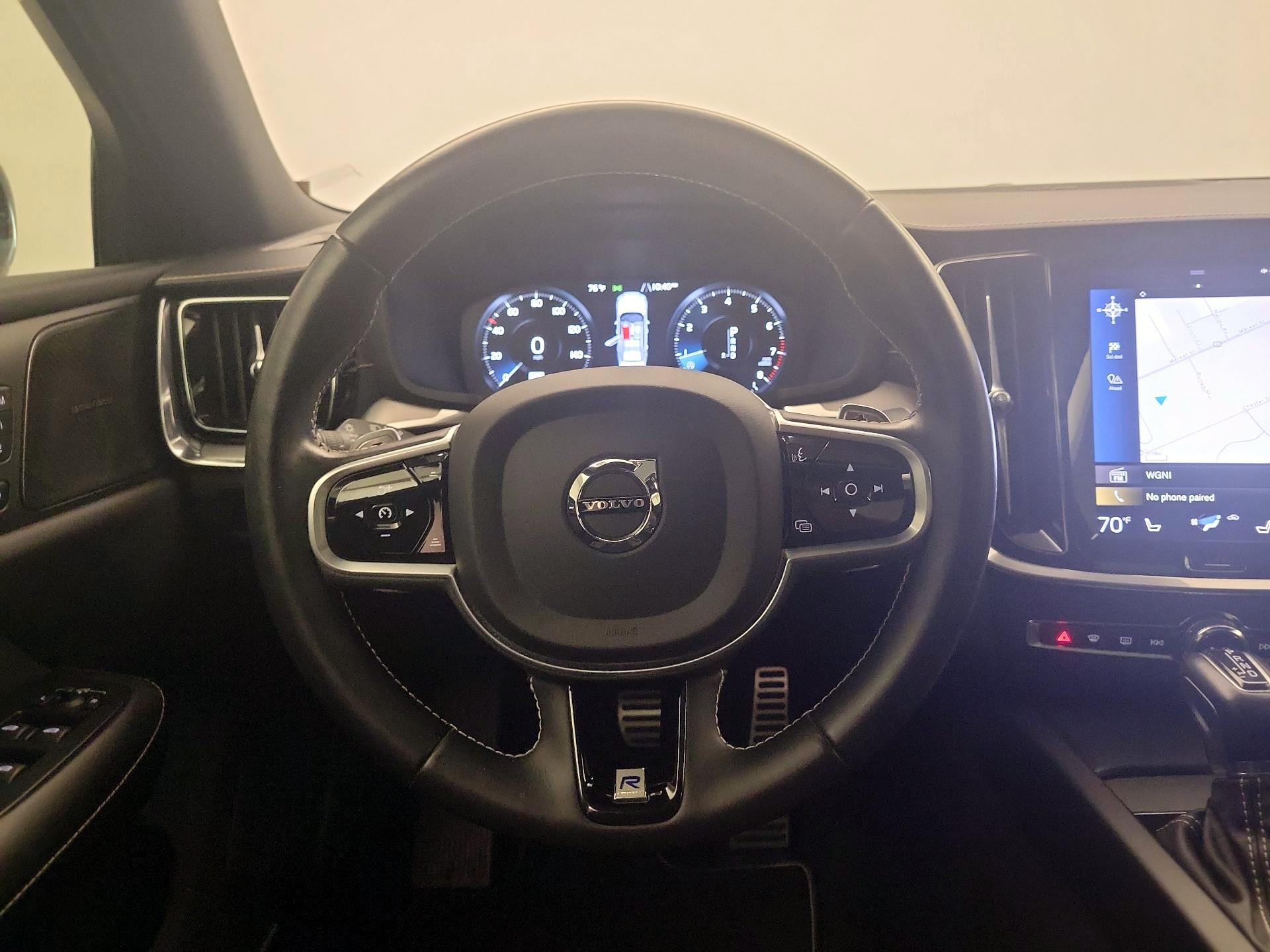 Thumbnail: 2020 Volvo S60 - 10
