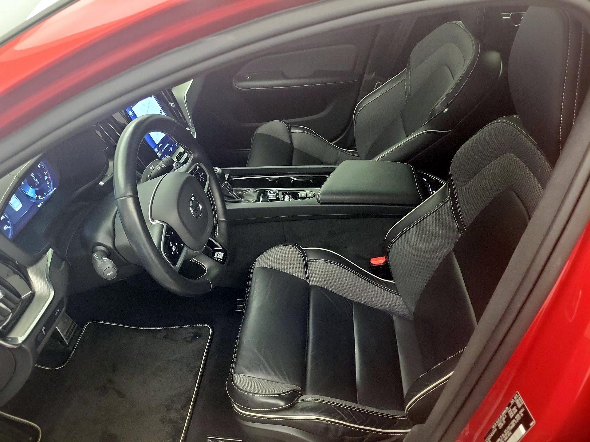 Thumbnail: 2020 Volvo S60 - 11