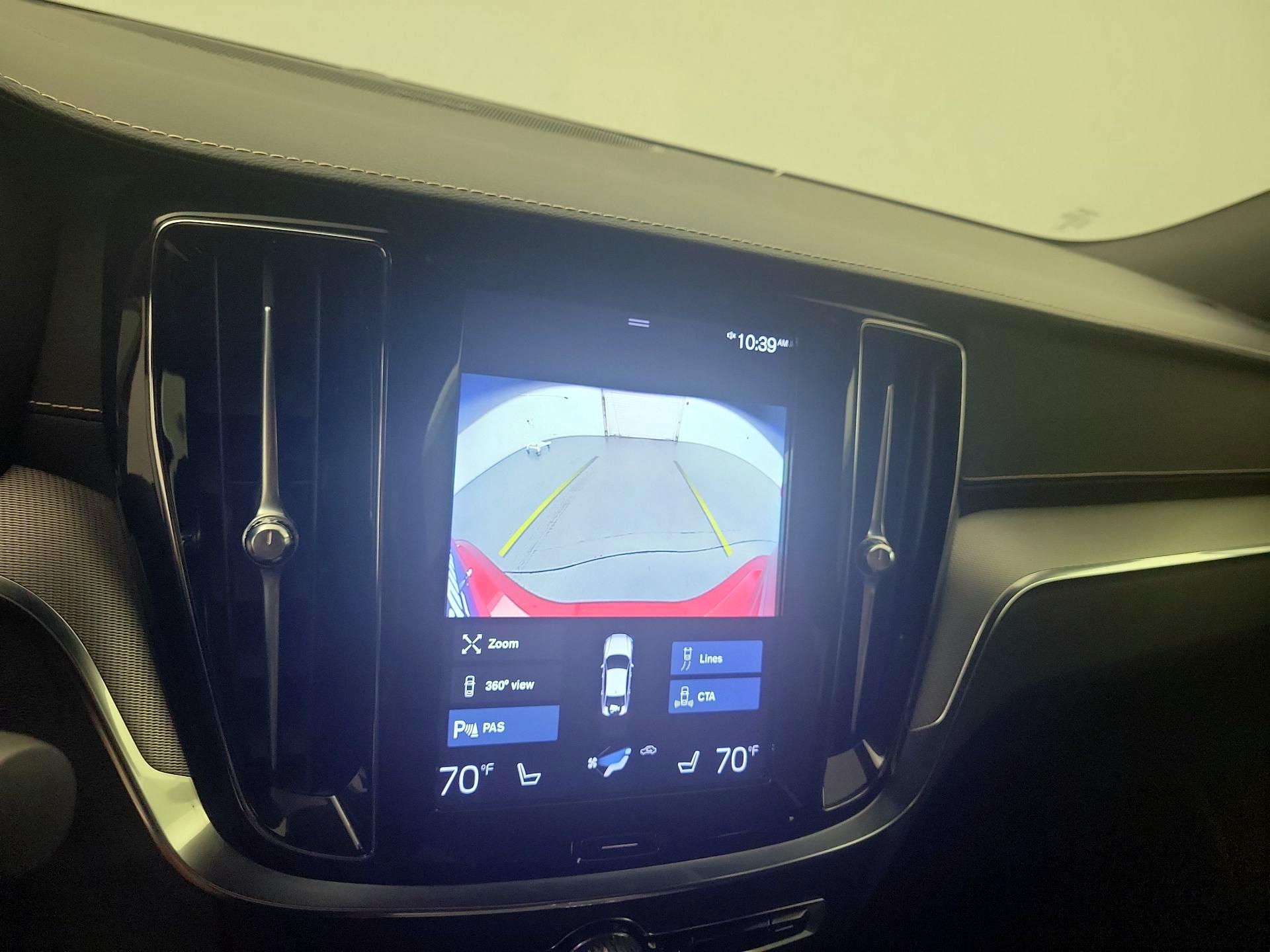 Thumbnail: 2020 Volvo S60 - 15