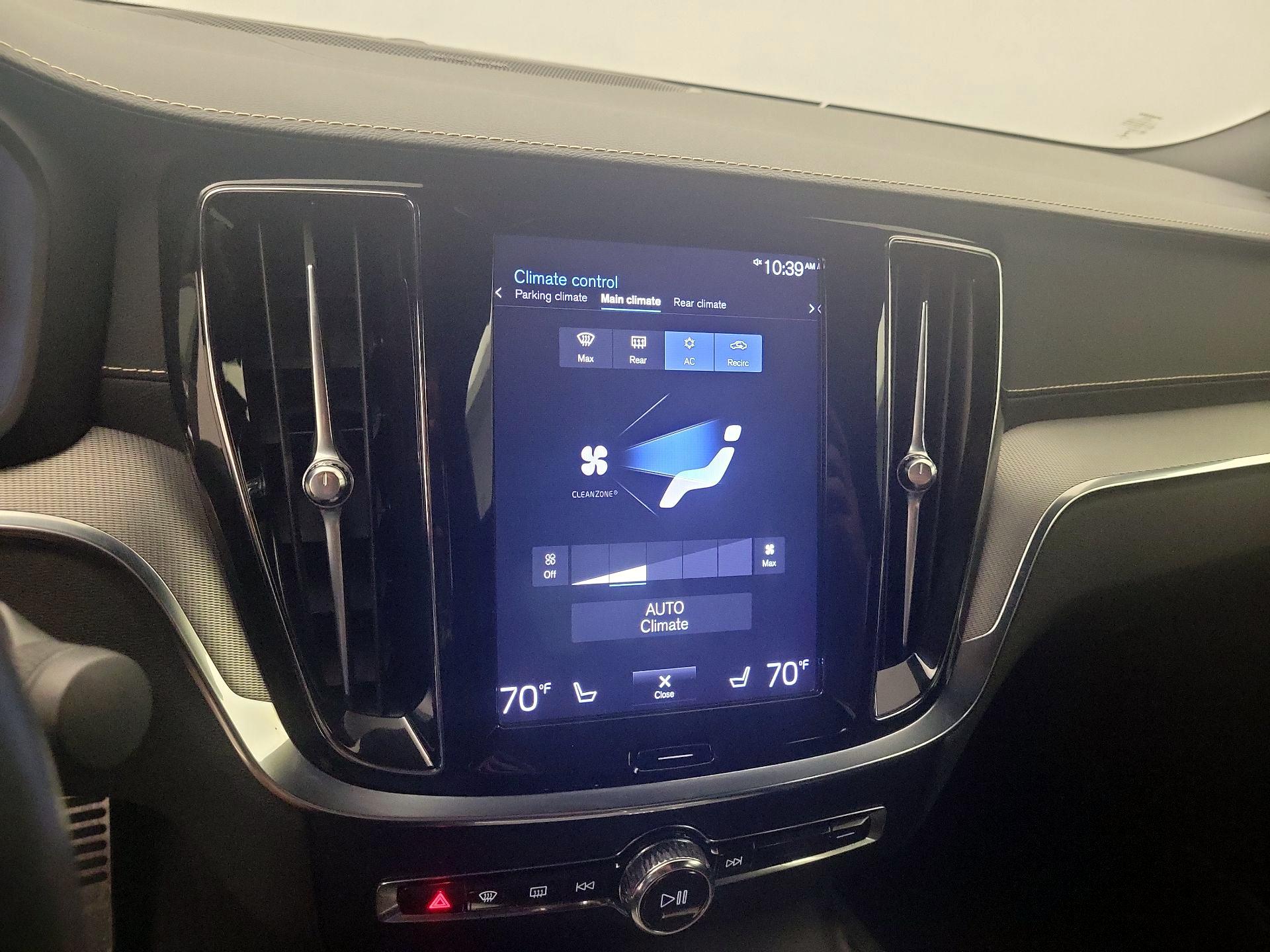 Thumbnail: 2020 Volvo S60 - 17