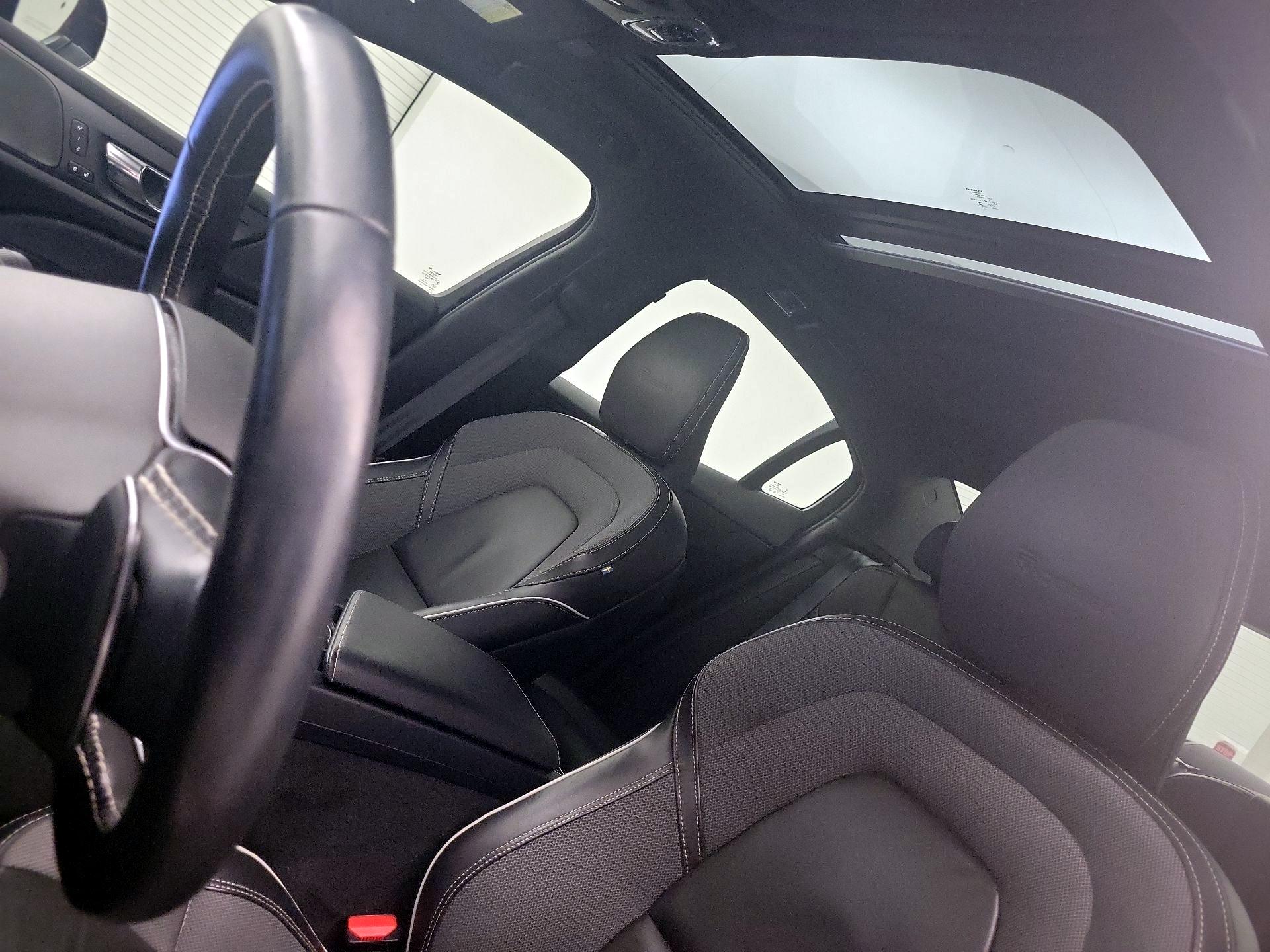 Thumbnail: 2020 Volvo S60 - 20