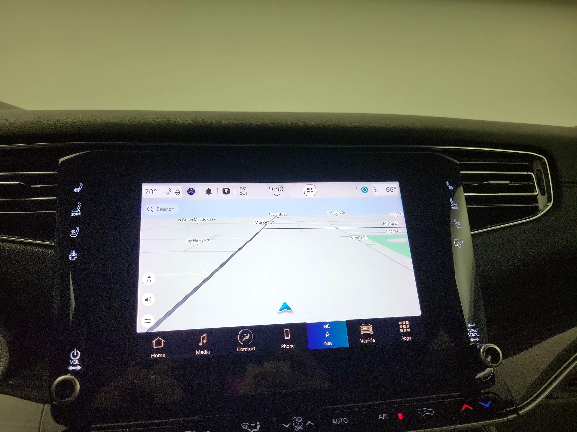 Thumbnail: 2022 Jeep Wagoneer - 12