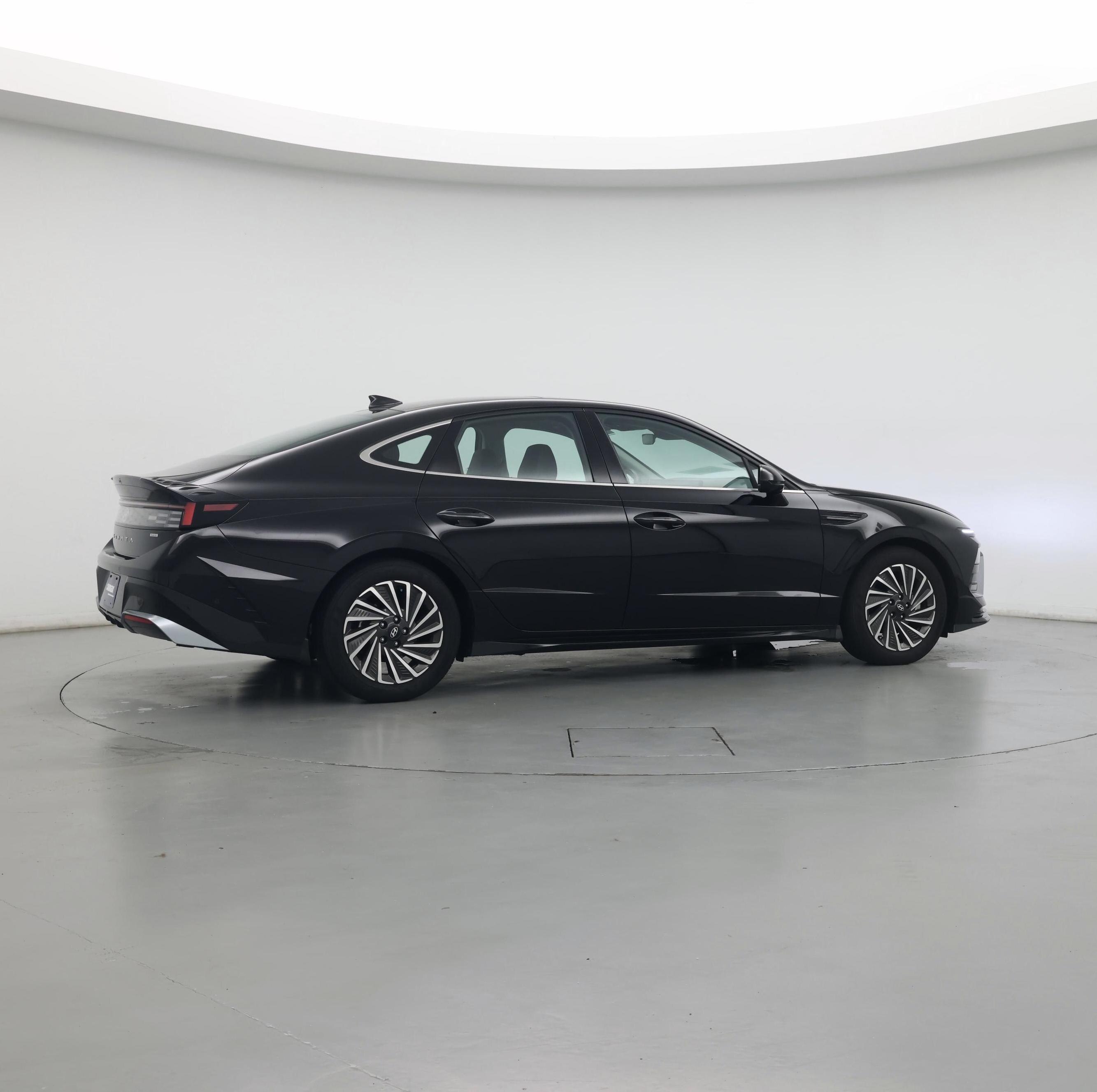 Thumbnail: 2024 Hyundai Sonata - 2