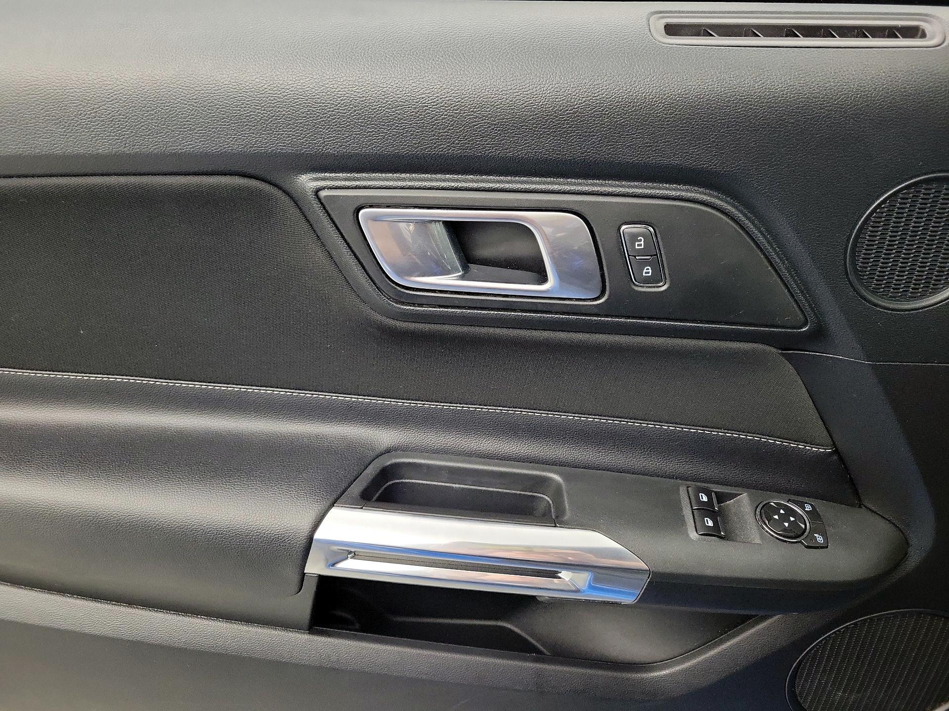 Thumbnail: 2020 Ford Mustang - 10