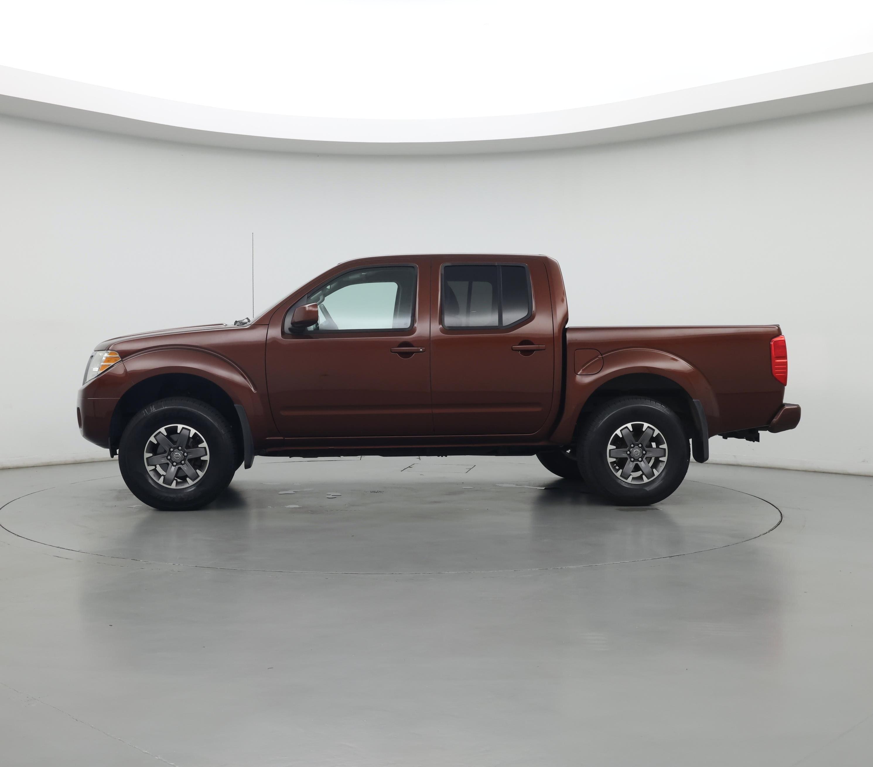 Thumbnail: 2016 Nissan Frontier - 3