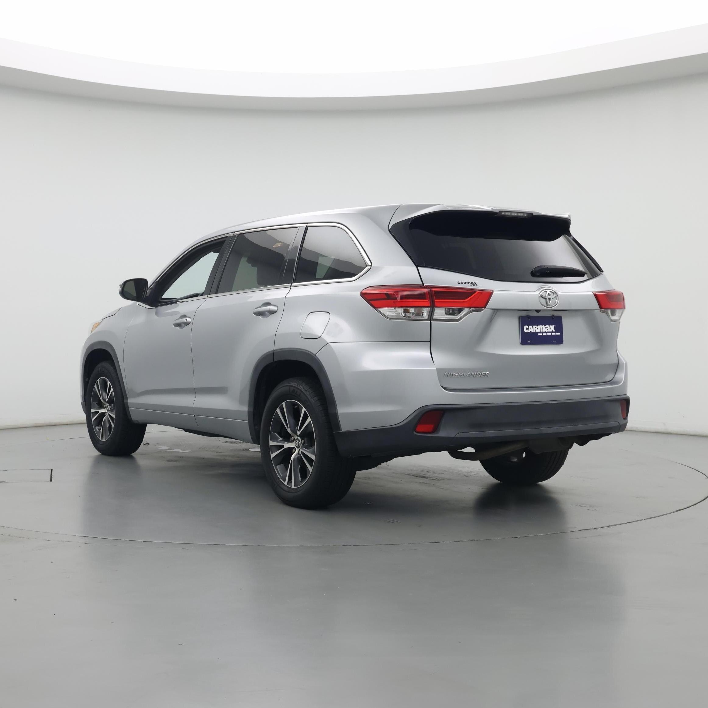 Thumbnail: 2017 Toyota Highlander - 2