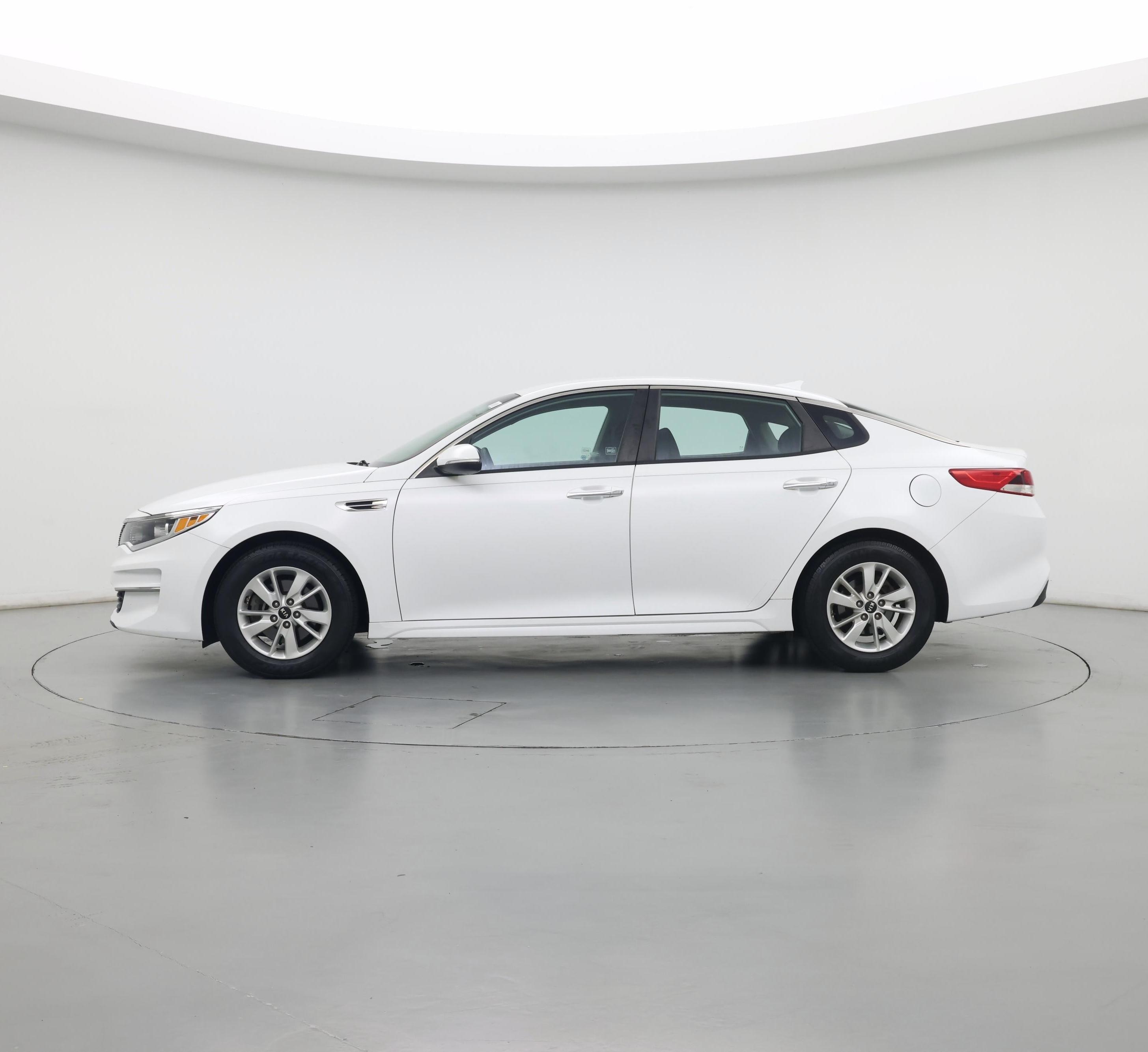 Thumbnail: 2016 Kia Optima - 3